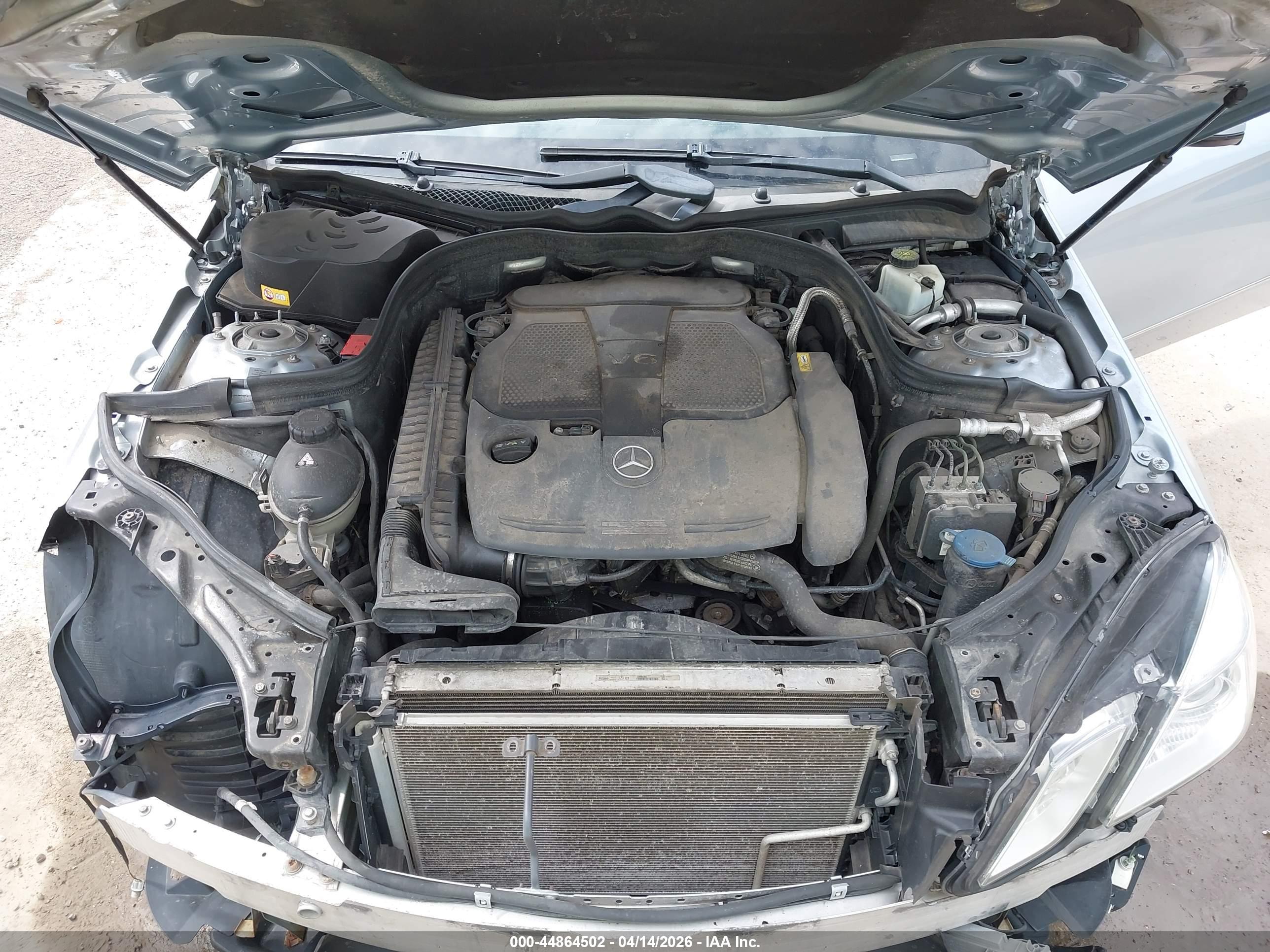 MERCEDES-BENZ E image 10