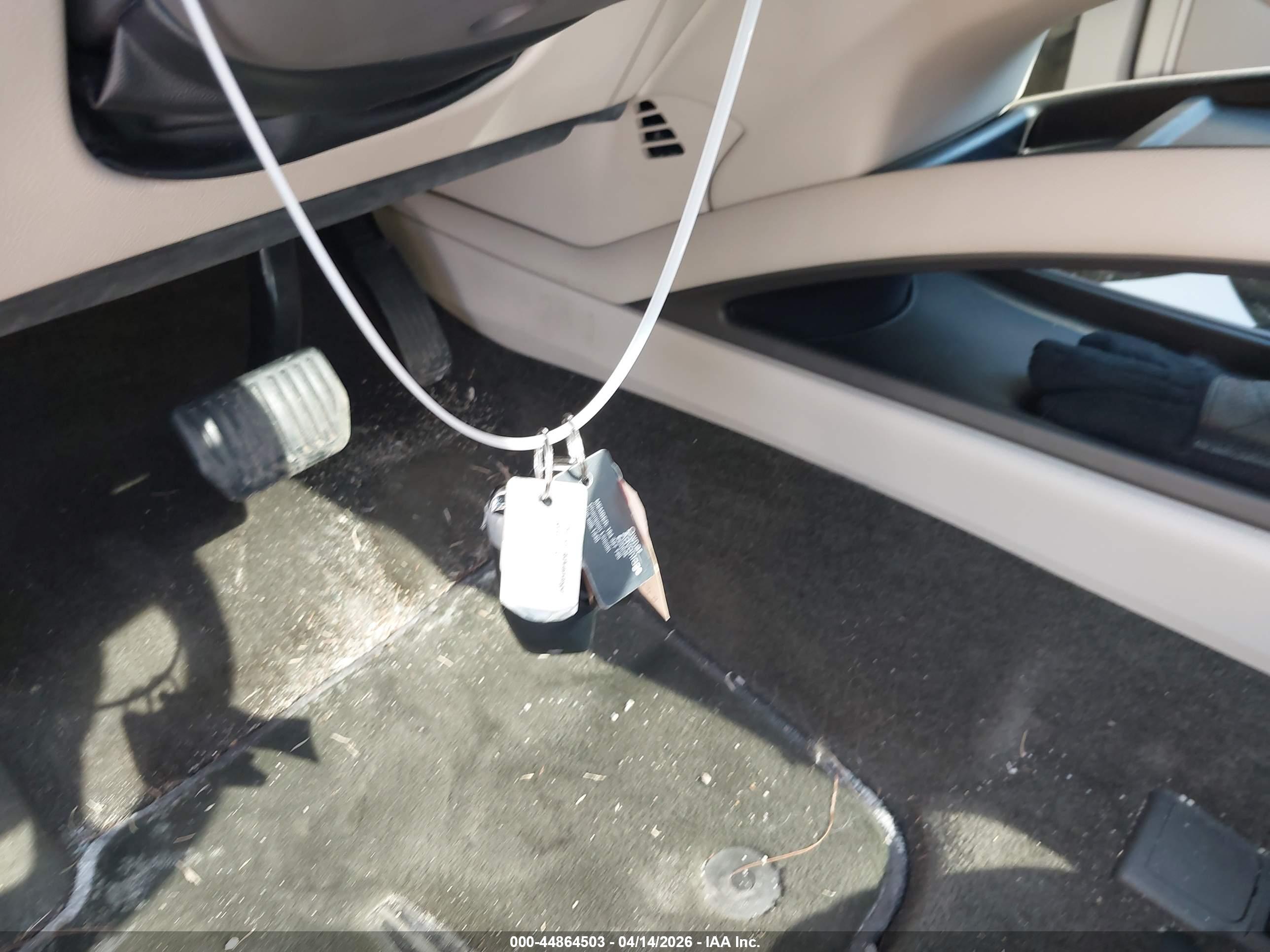 LINCOLN MKZ image 11