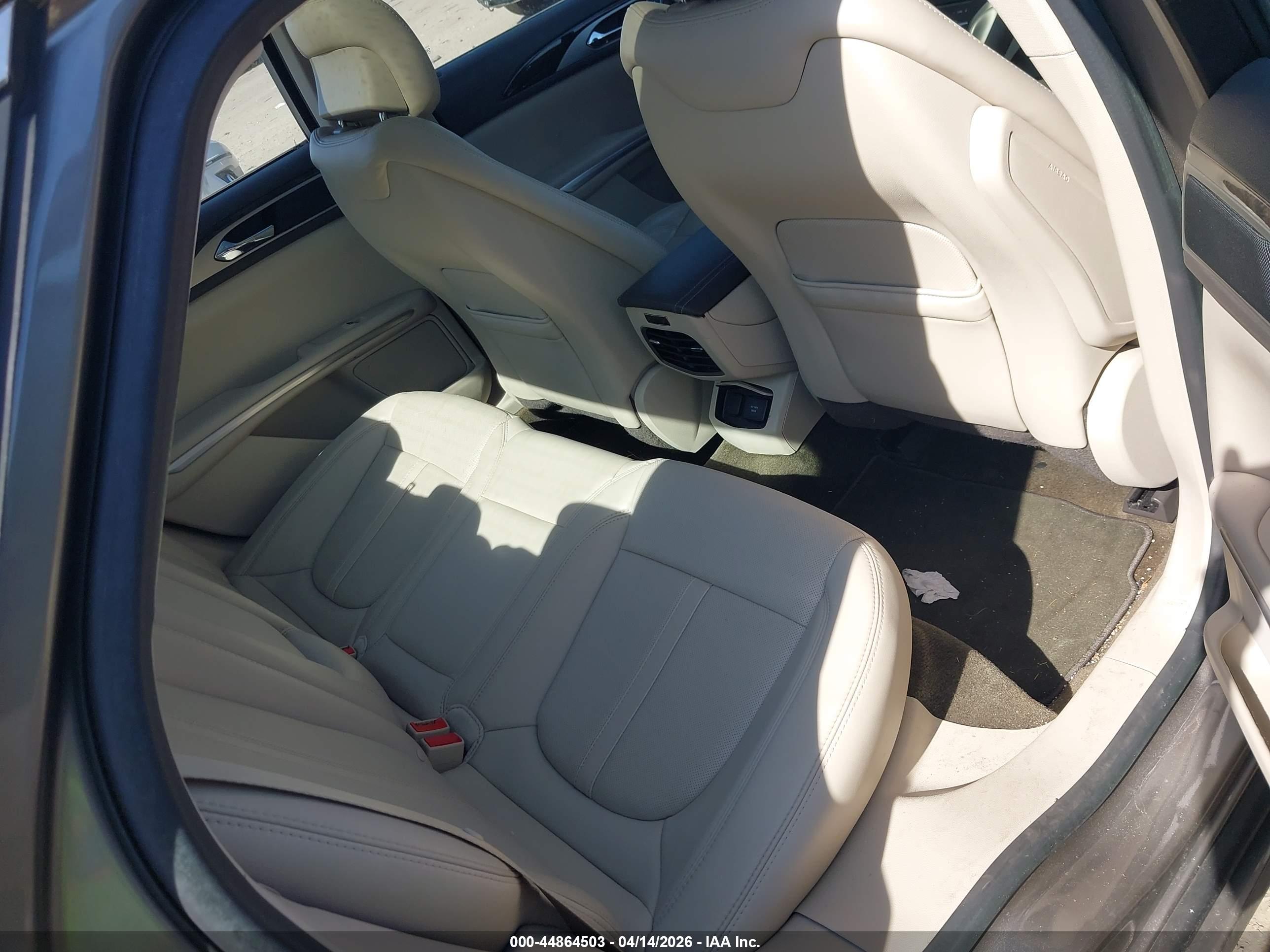 LINCOLN MKZ image 8