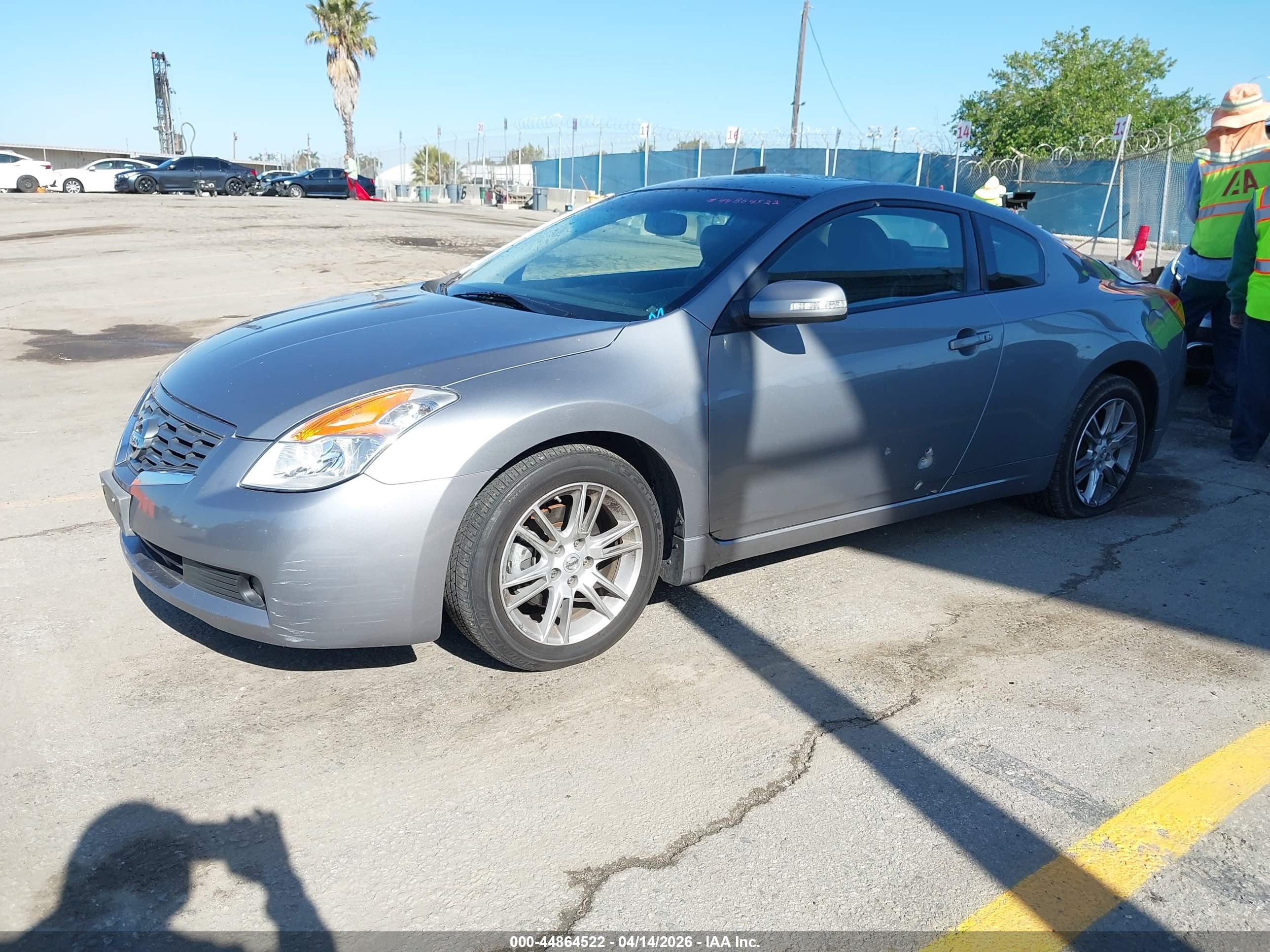 NISSAN ALTIMA image 2