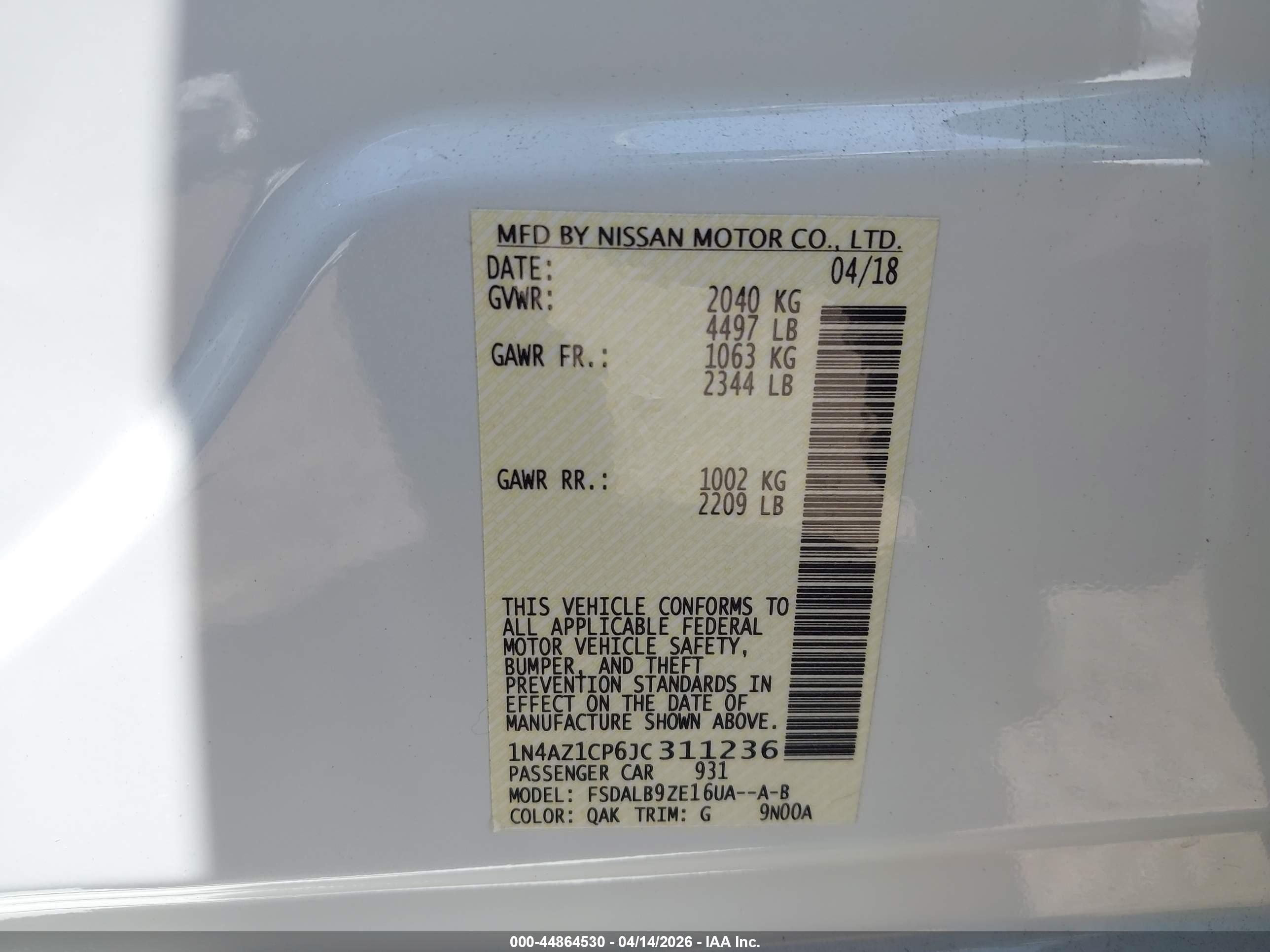 NISSAN LEAF image 9