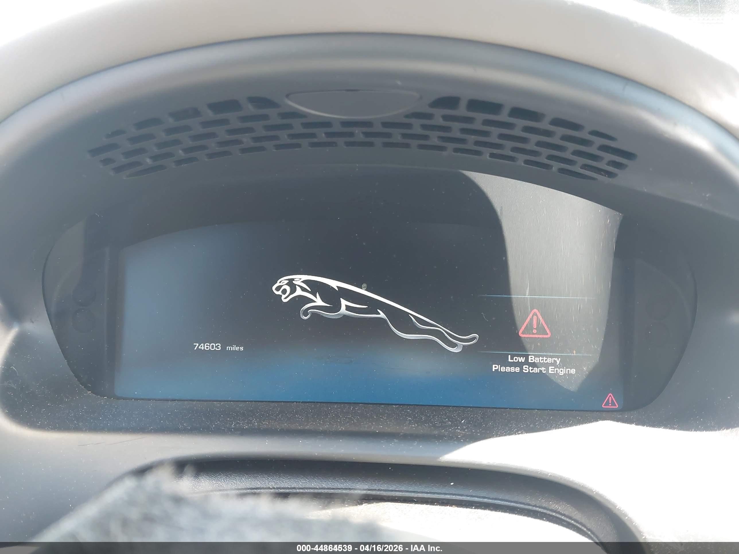 JAGUAR XJ image 7