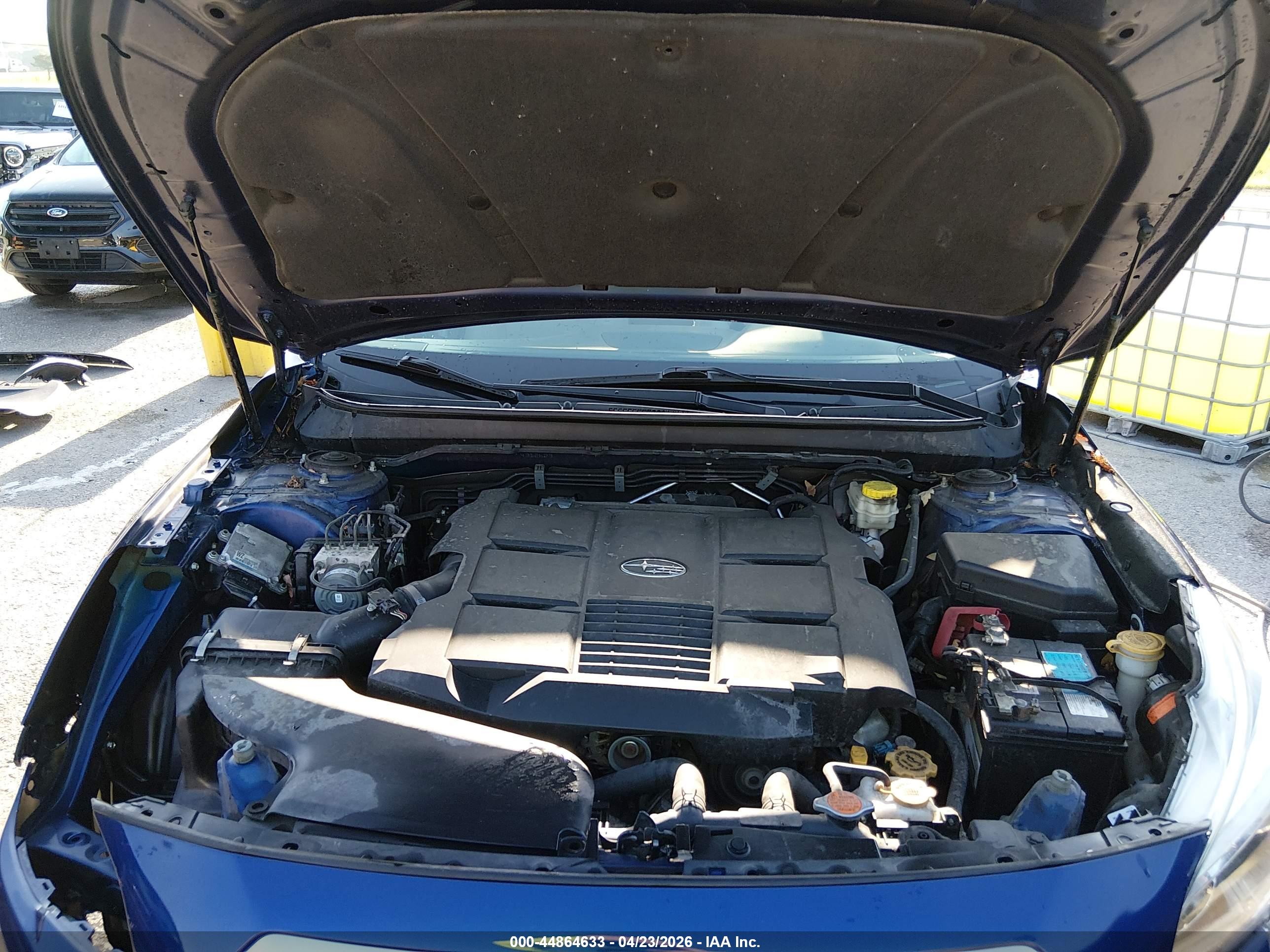 SUBARU OUTBACK image 10