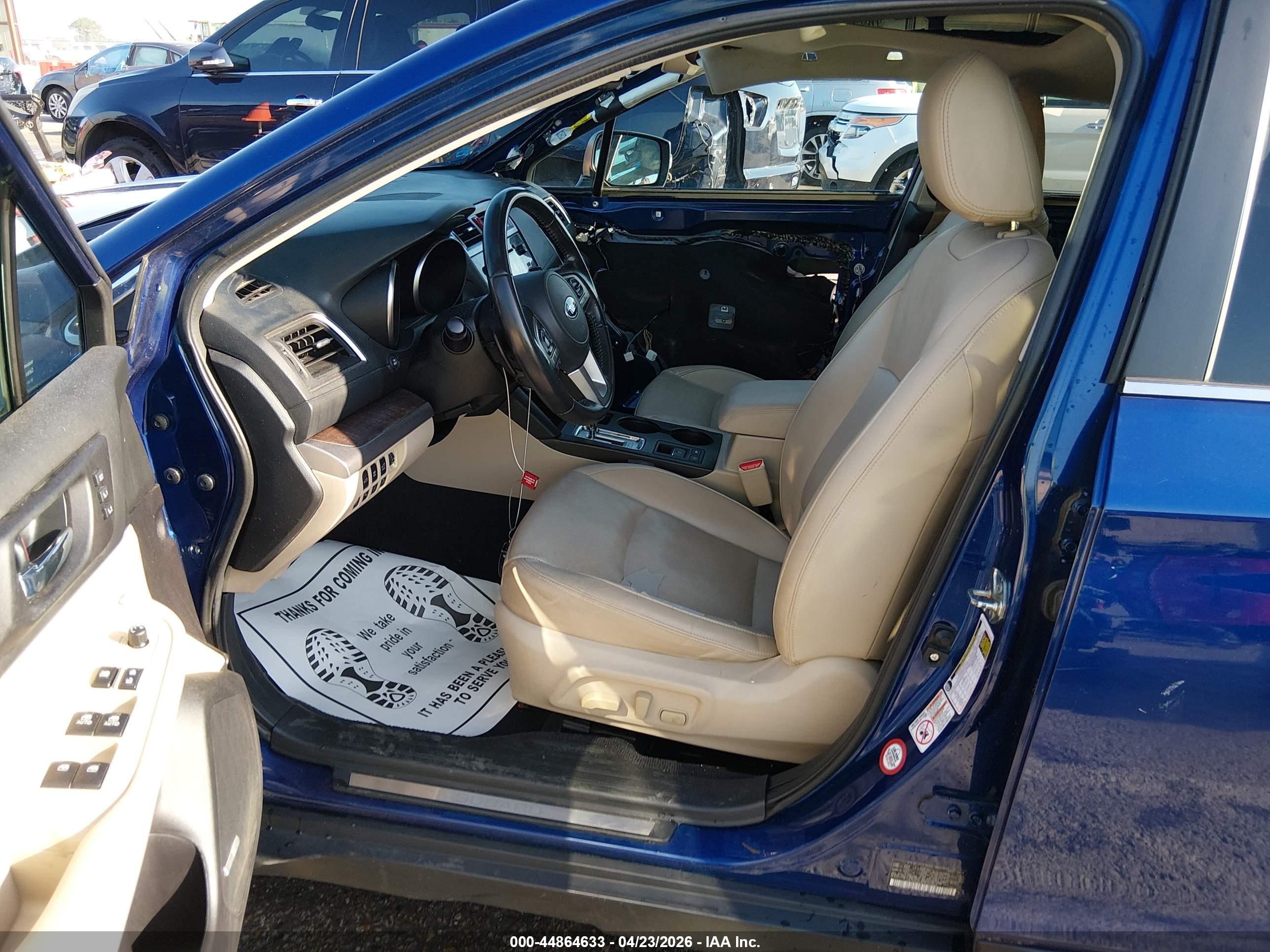 SUBARU OUTBACK image 5