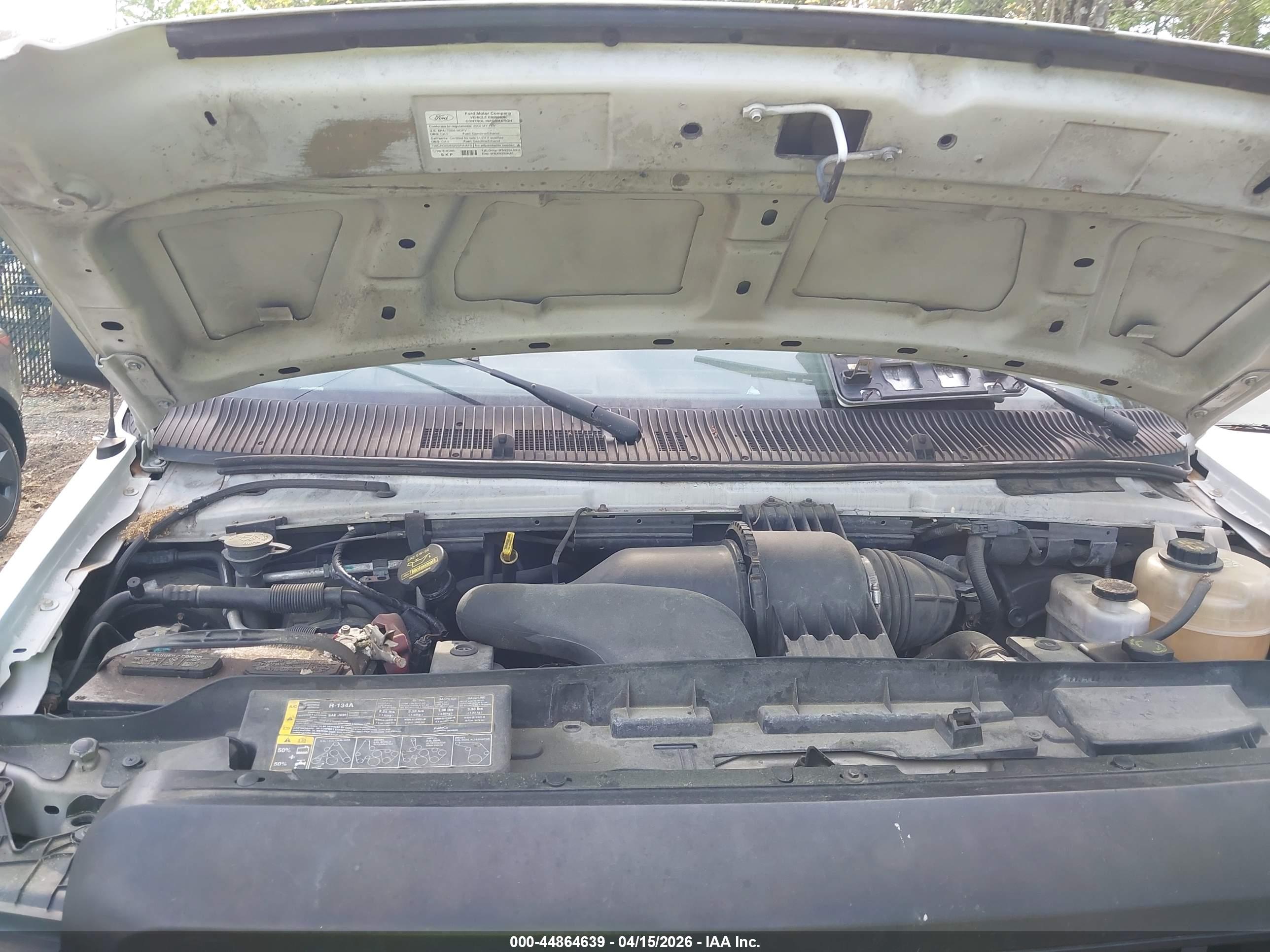 FORD E-150 image 10