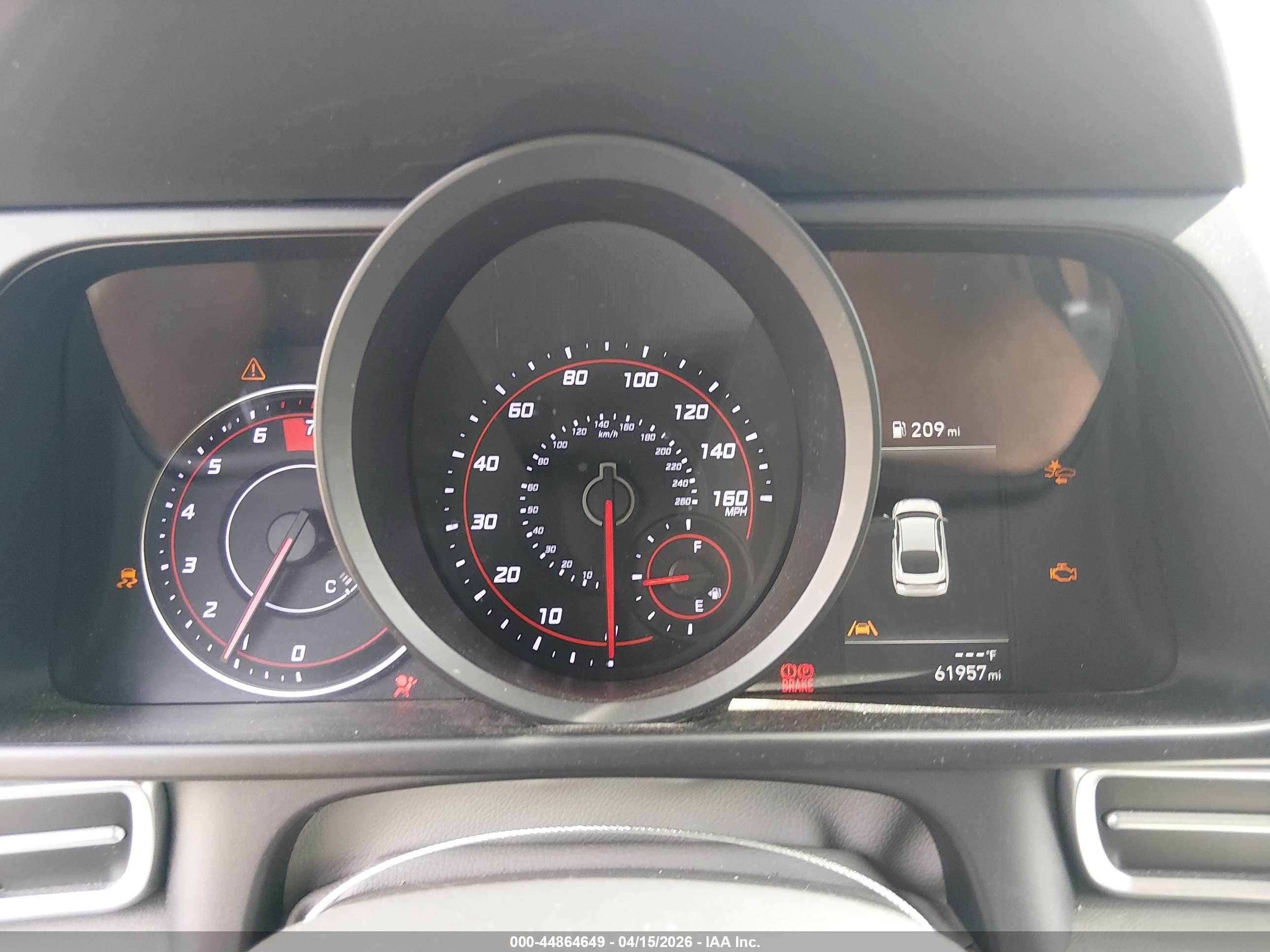 HYUNDAI ELANTRA image 7