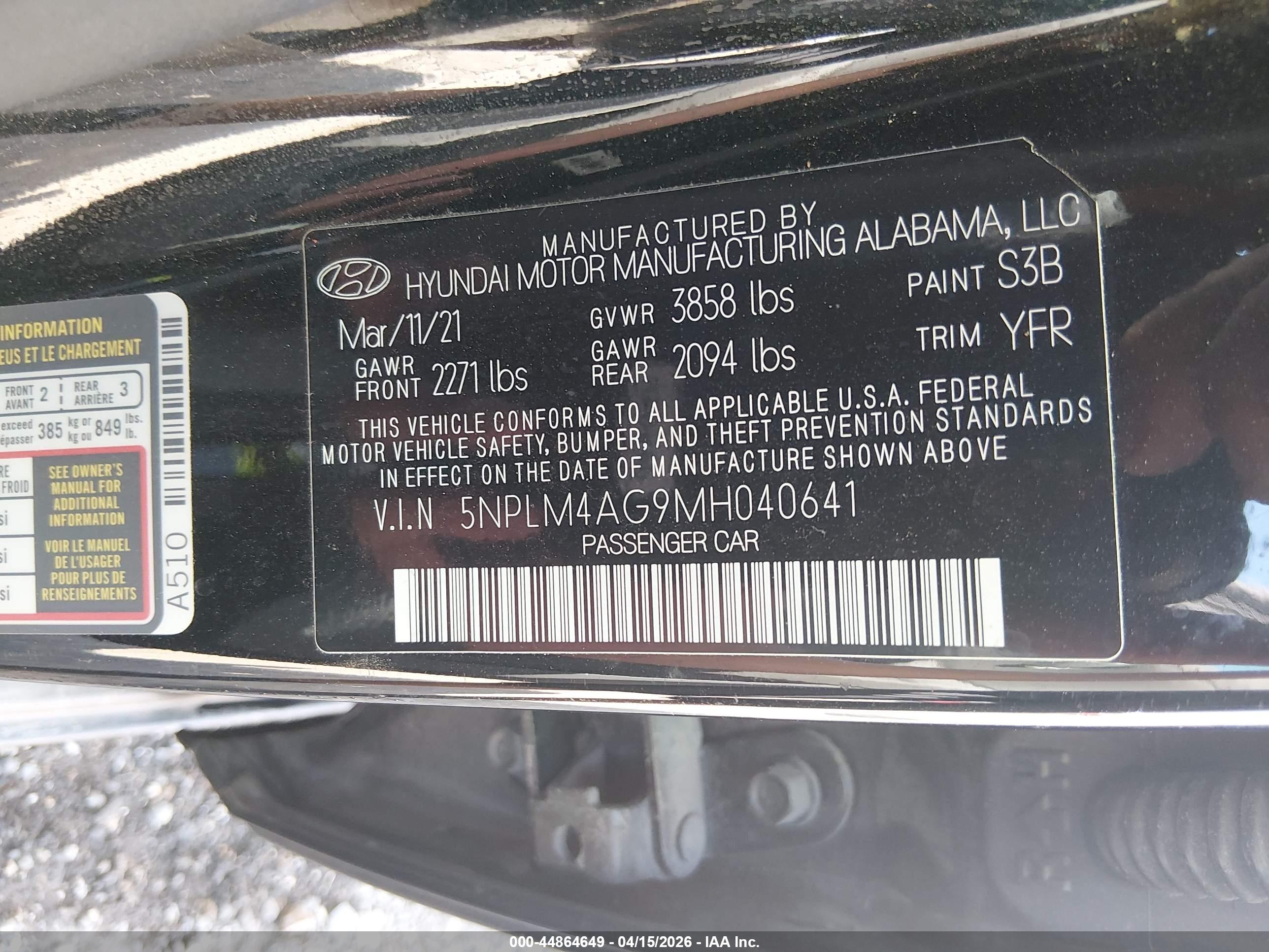 HYUNDAI ELANTRA image 9