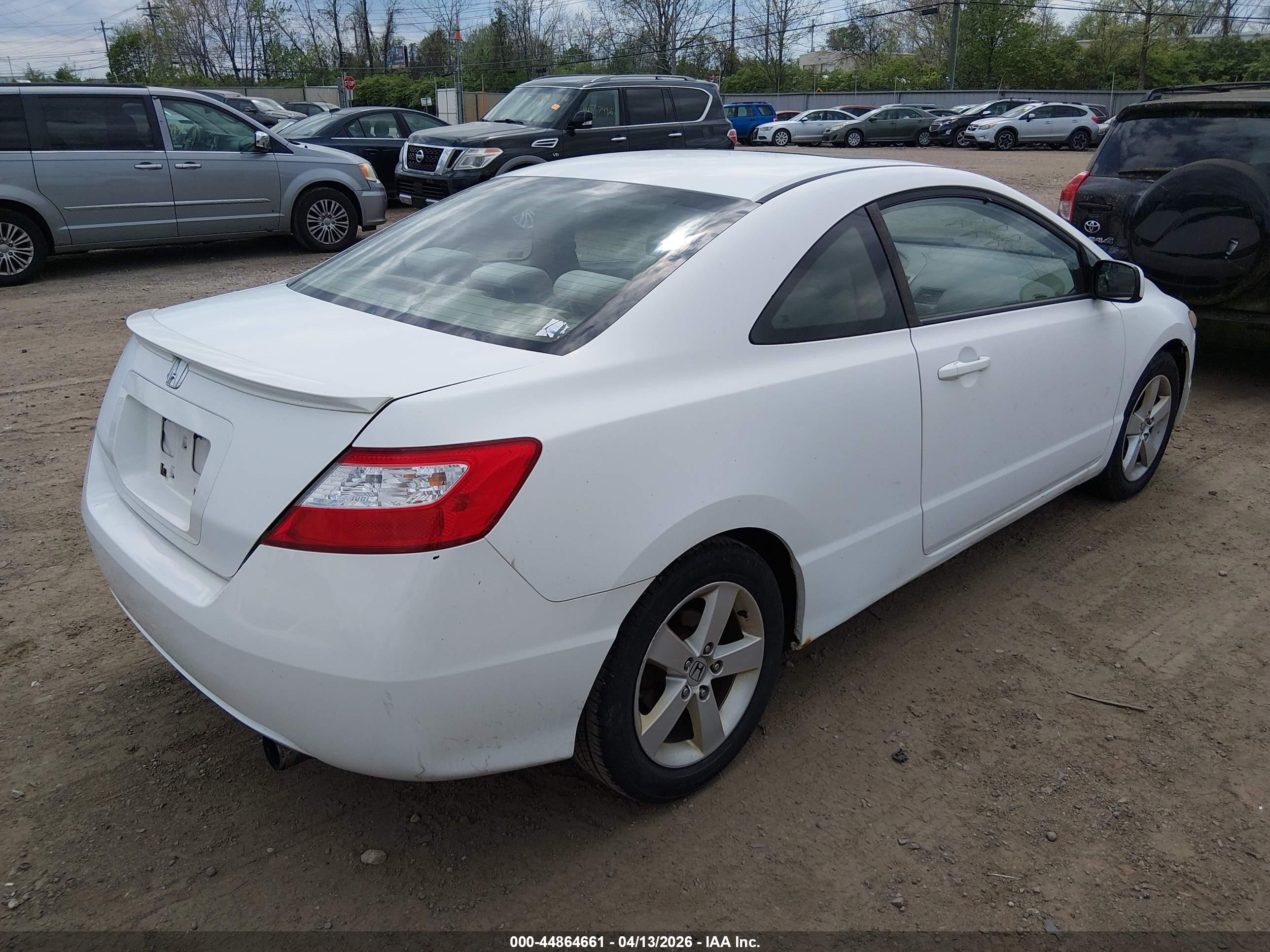 HONDA CIVIC image 4