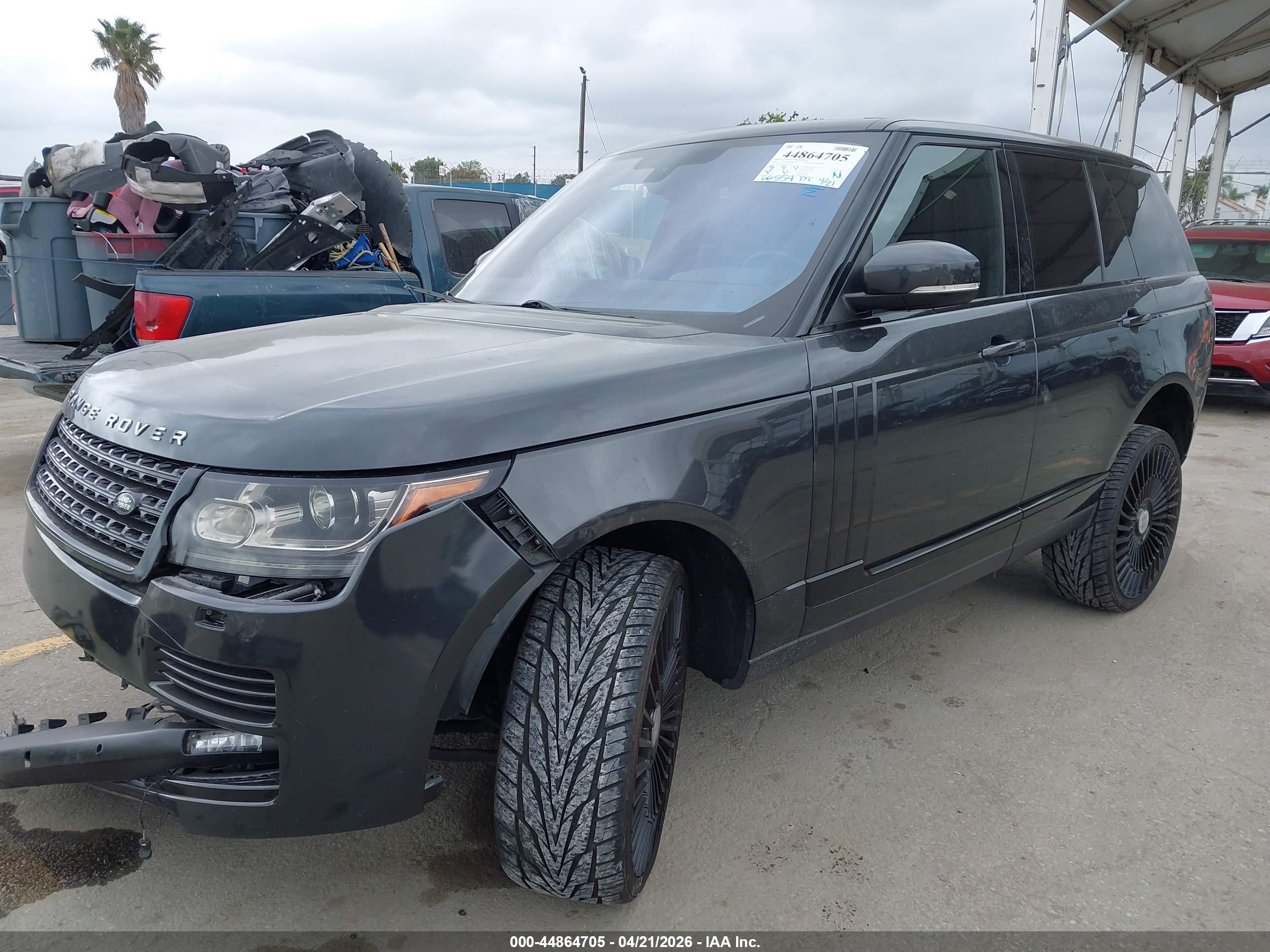 LAND ROVER image 2
