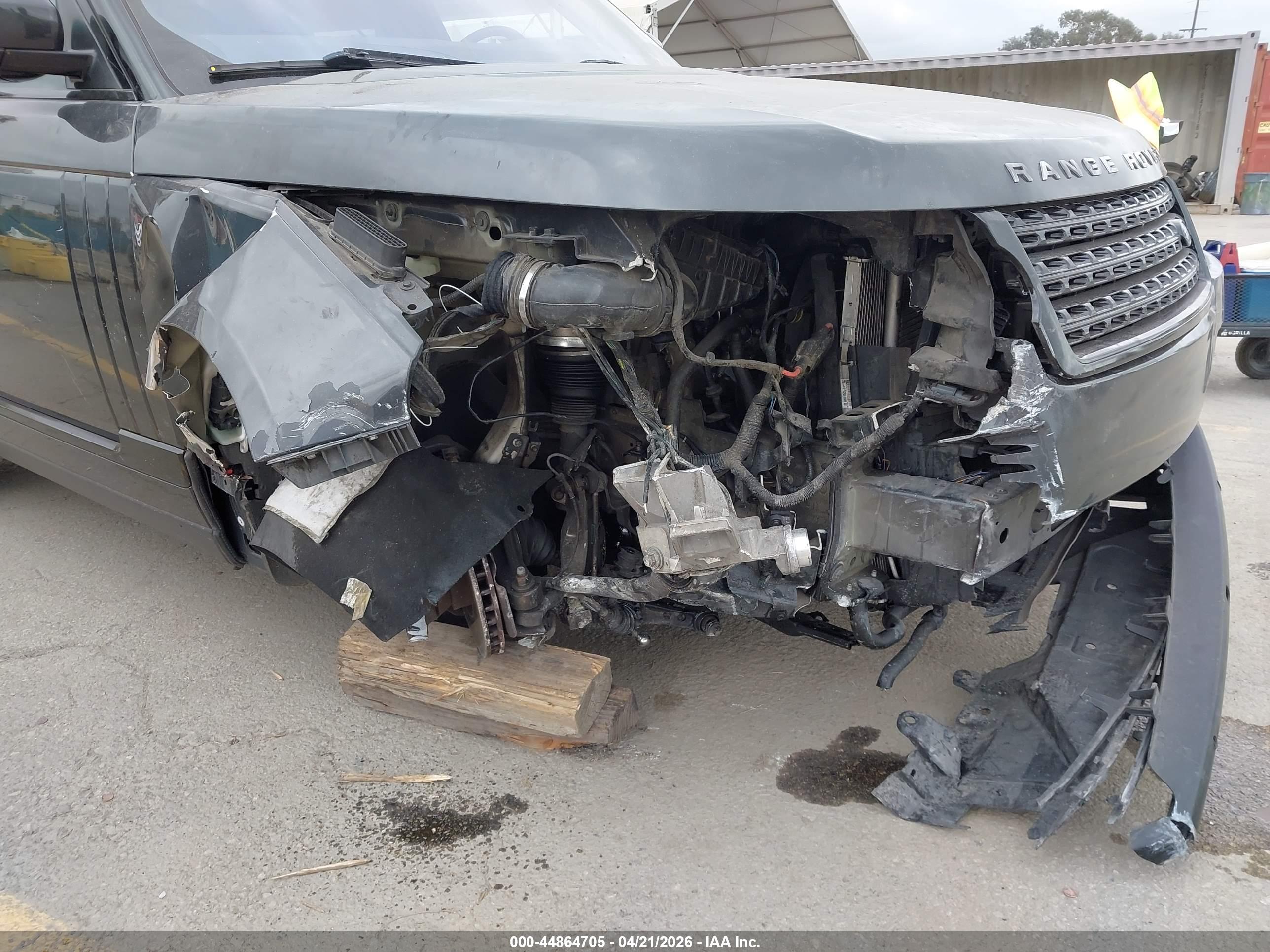 LAND ROVER image 6