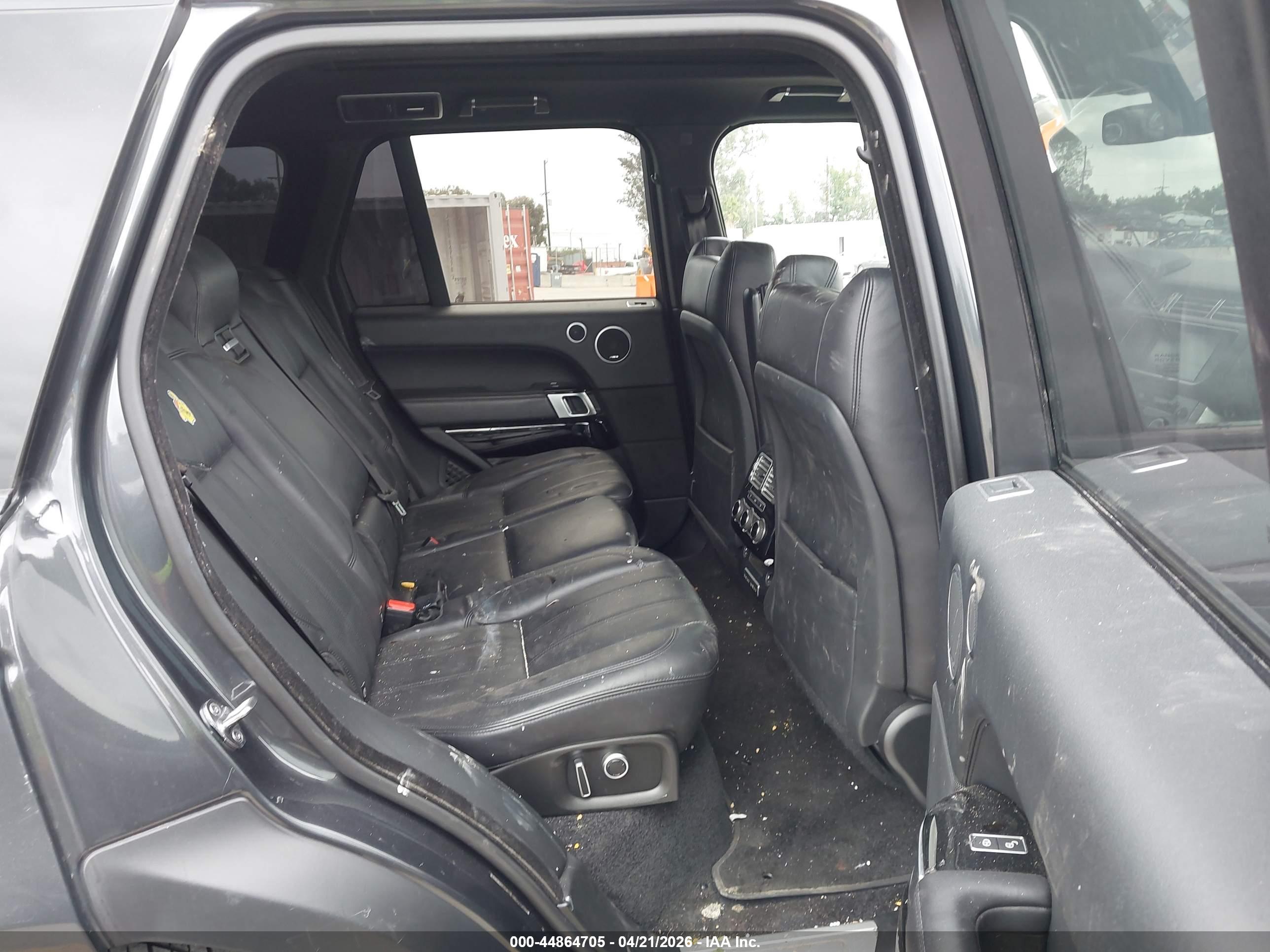 LAND ROVER image 8