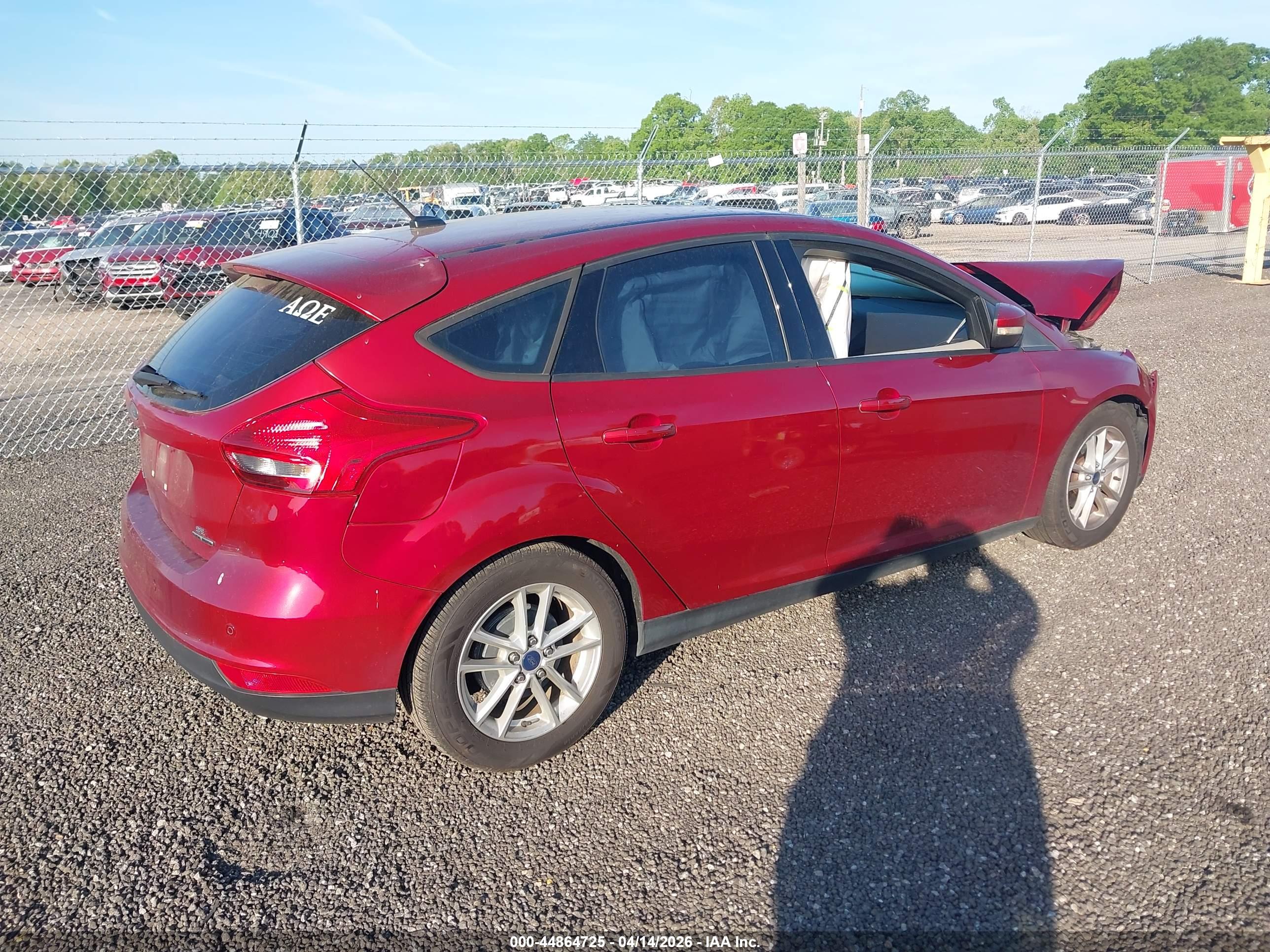 FORD FOCUS image 4