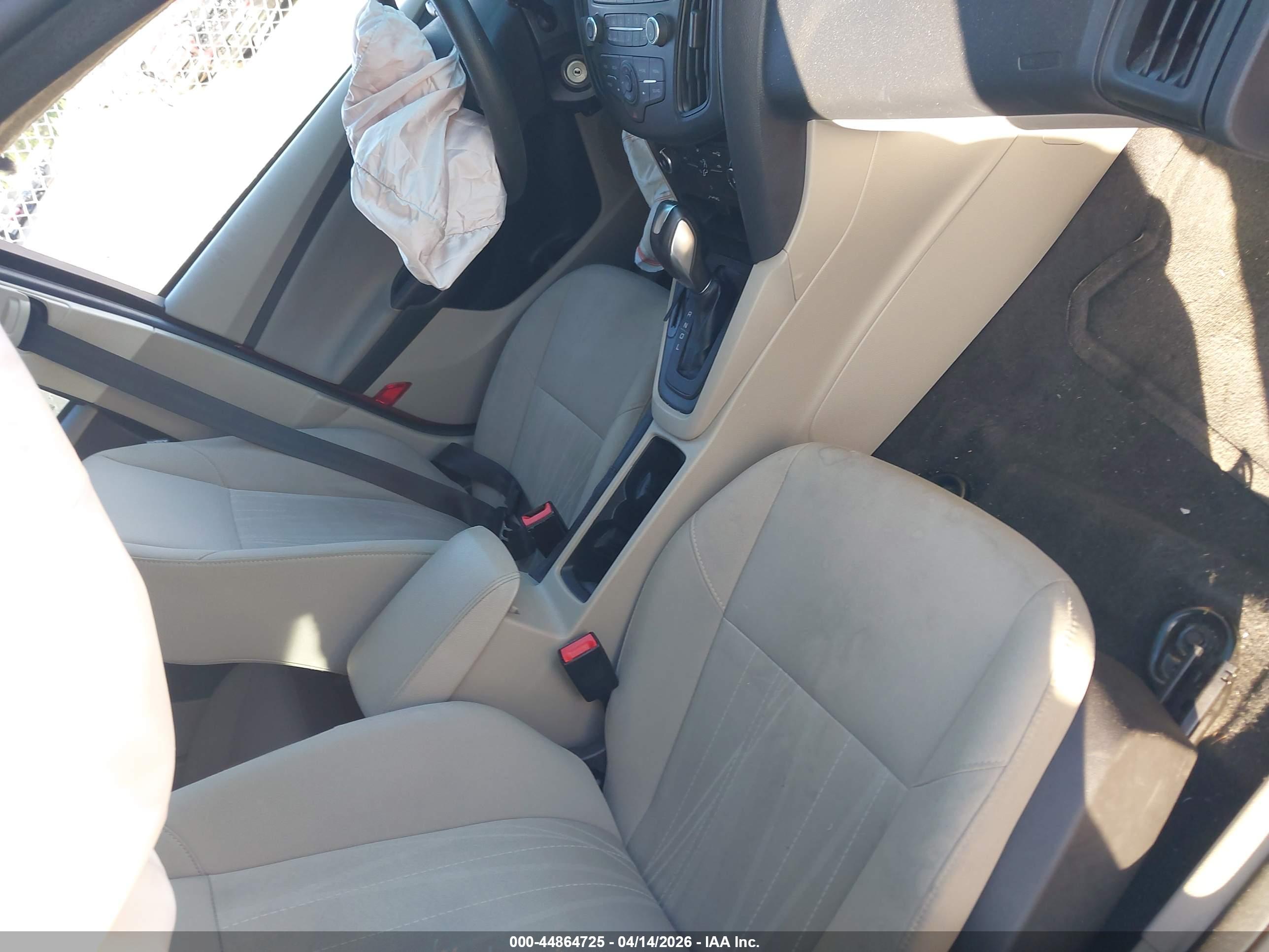 FORD FOCUS image 5