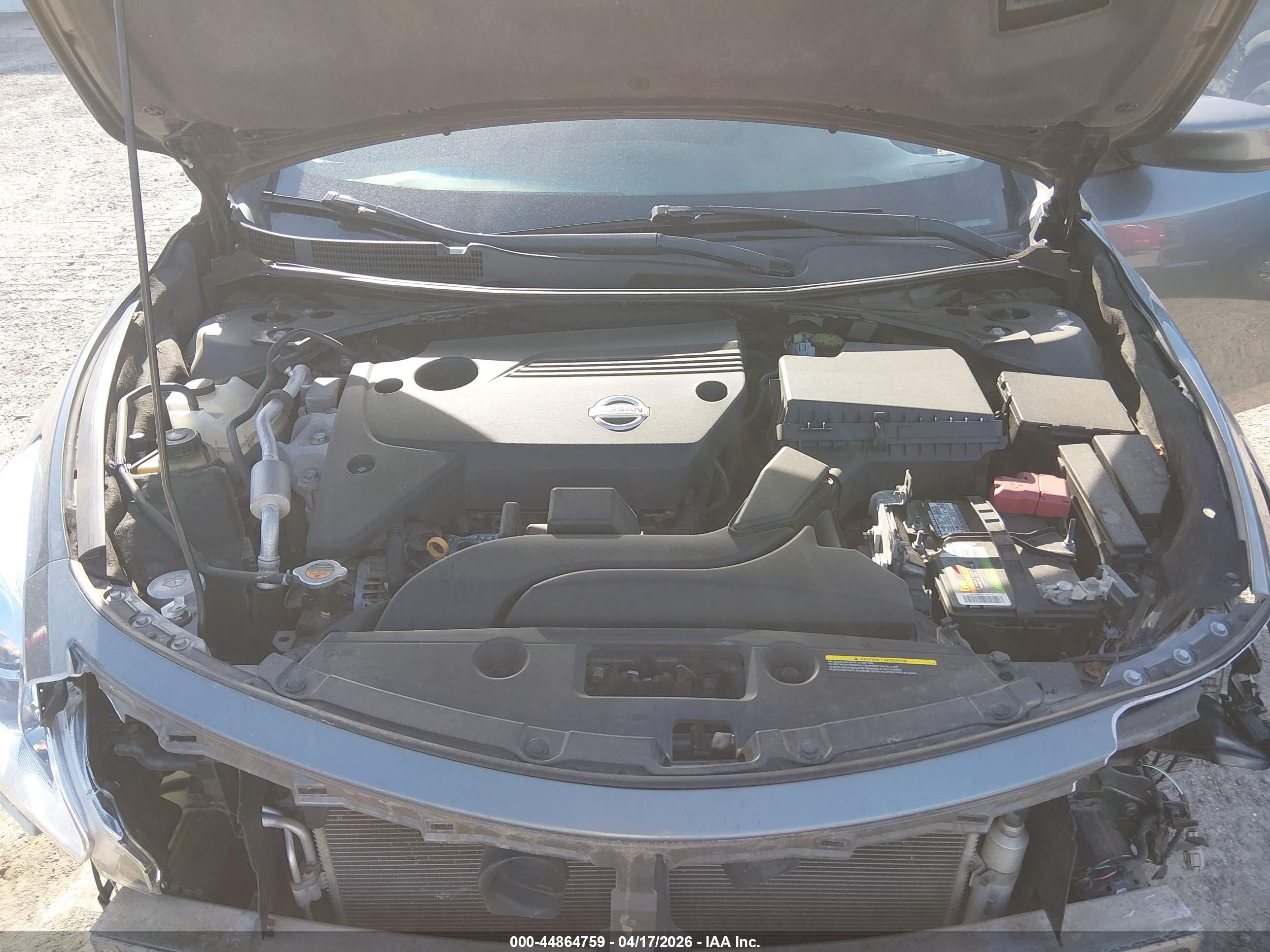 NISSAN ALTIMA image 10