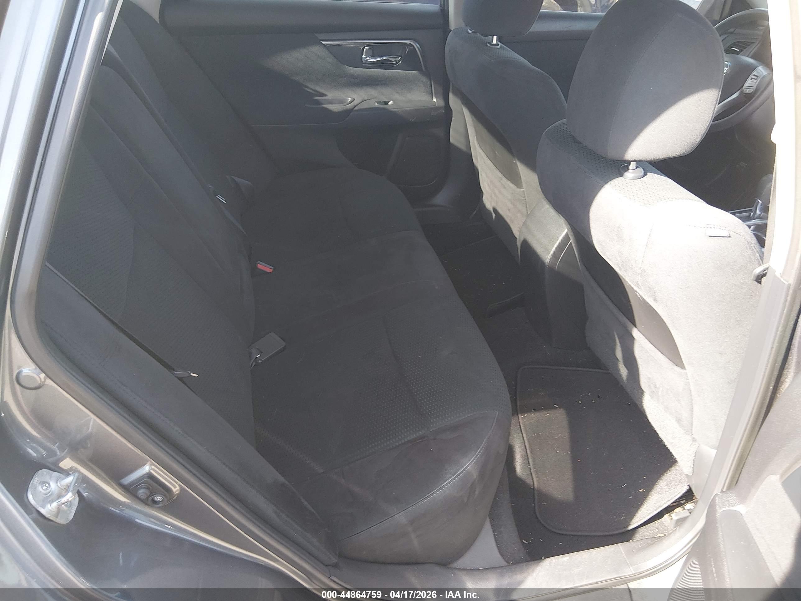 NISSAN ALTIMA image 8