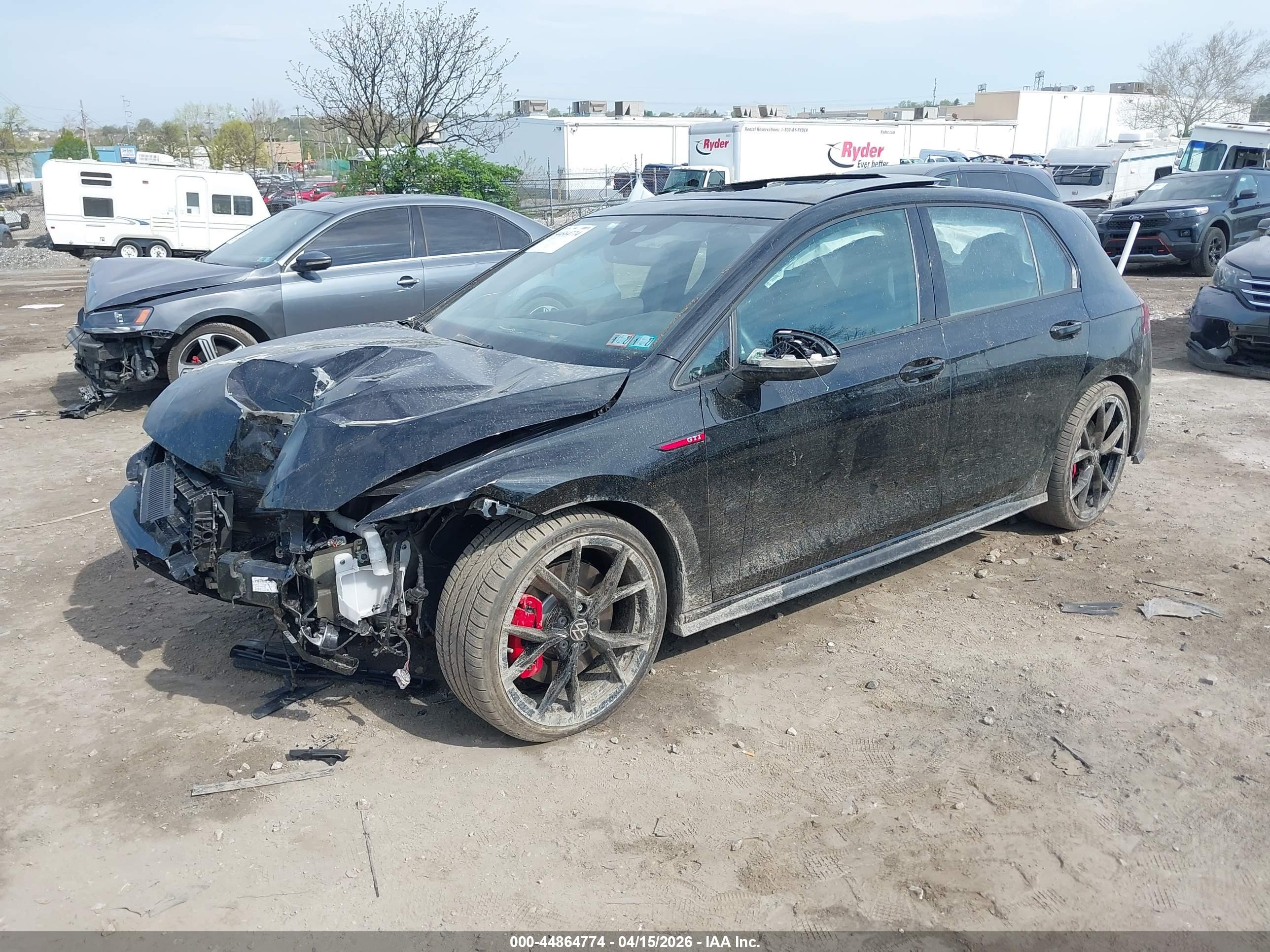 VOLKSWAGEN GOLF image 2