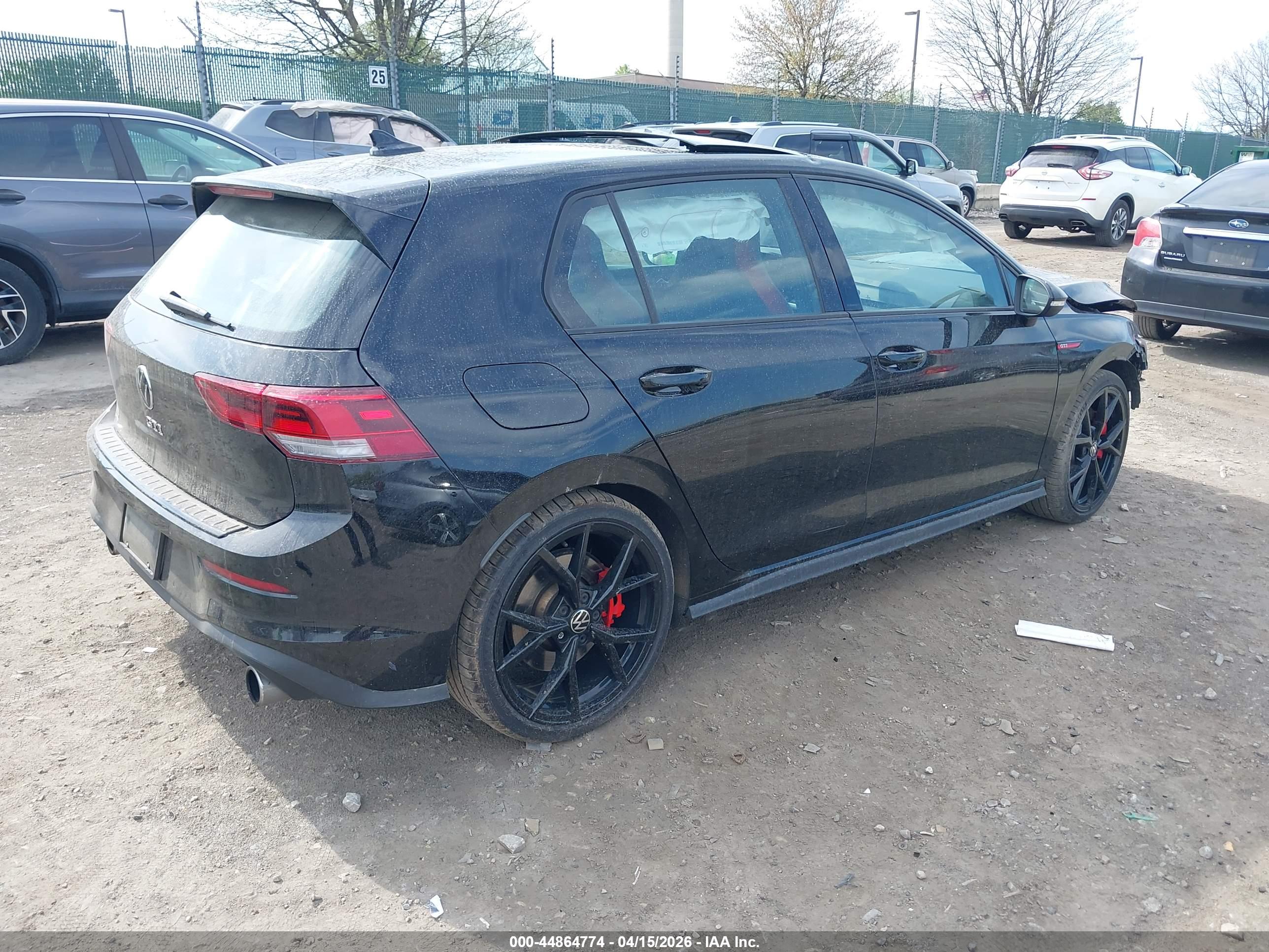 VOLKSWAGEN GOLF image 4