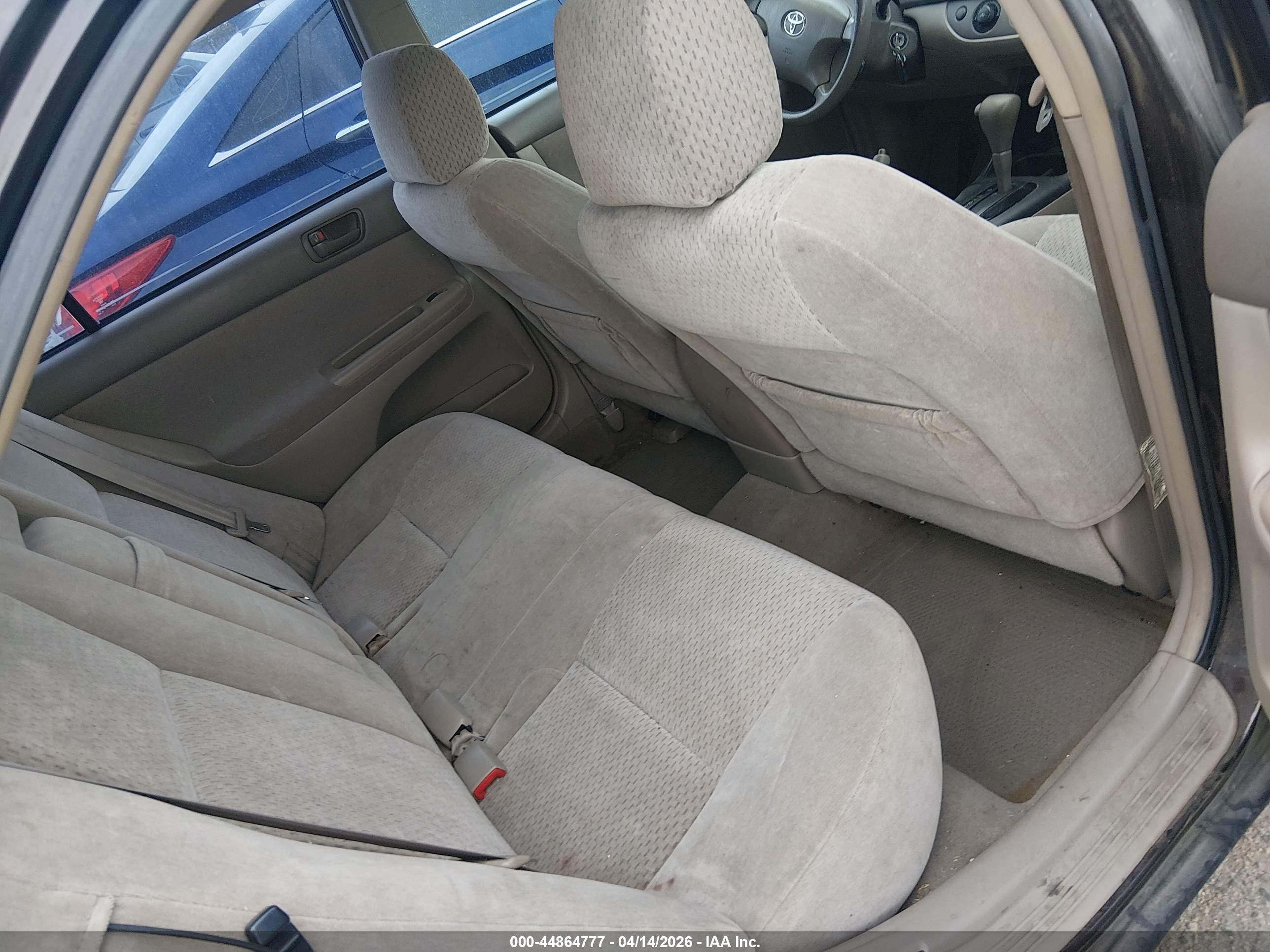 TOYOTA CAMRY image 8