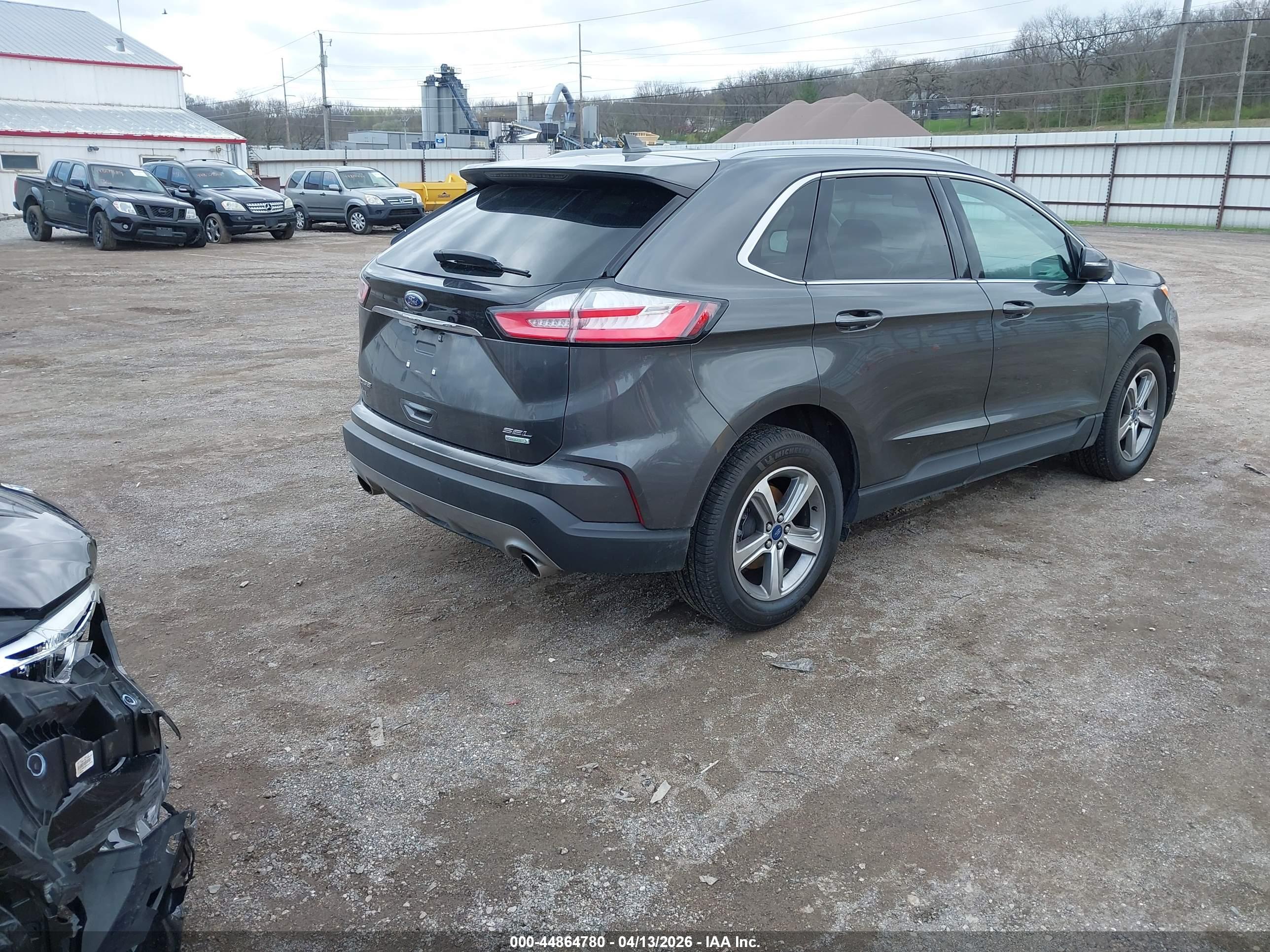 FORD EDGE image 4