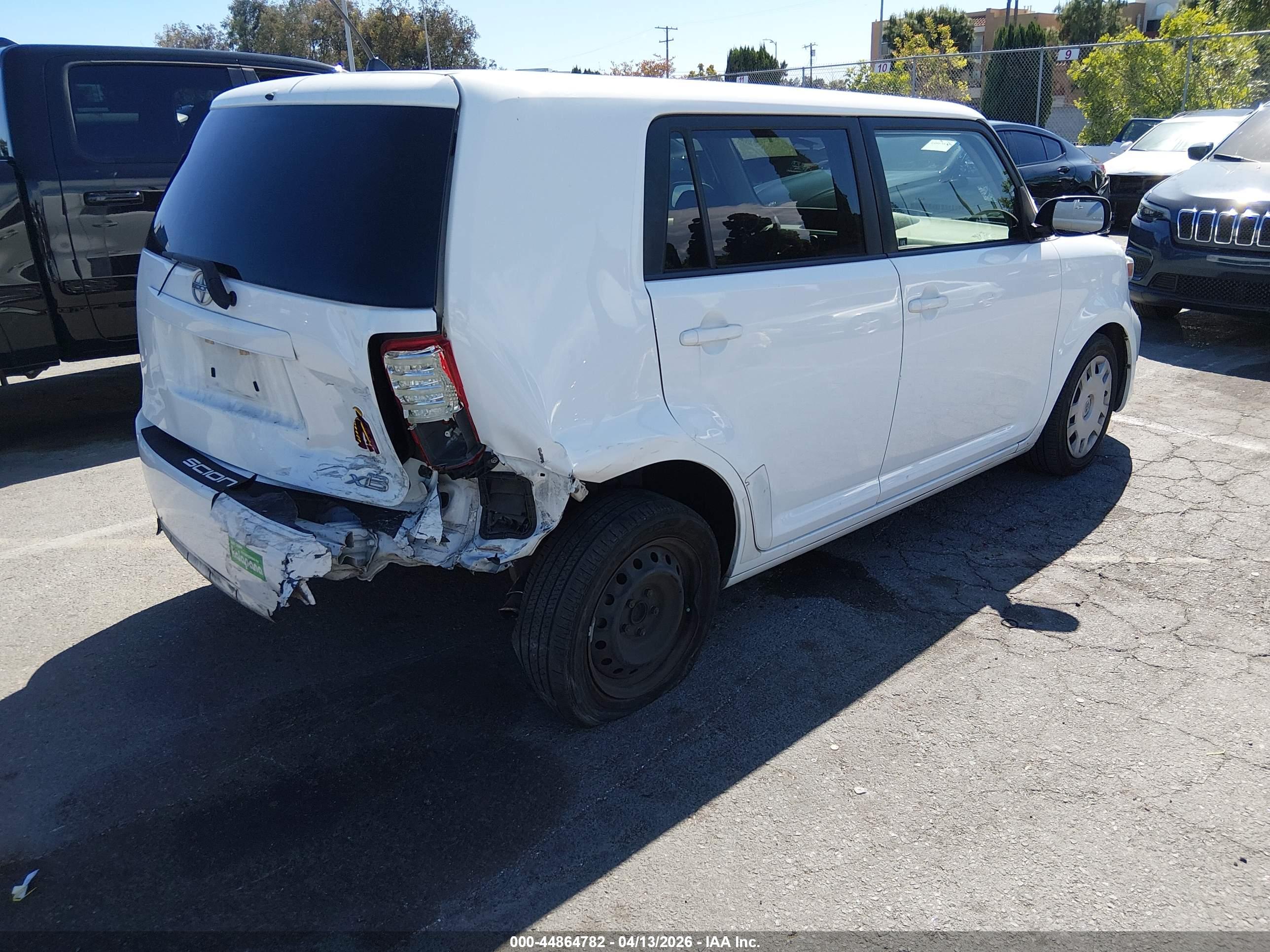 SCION XB image 4