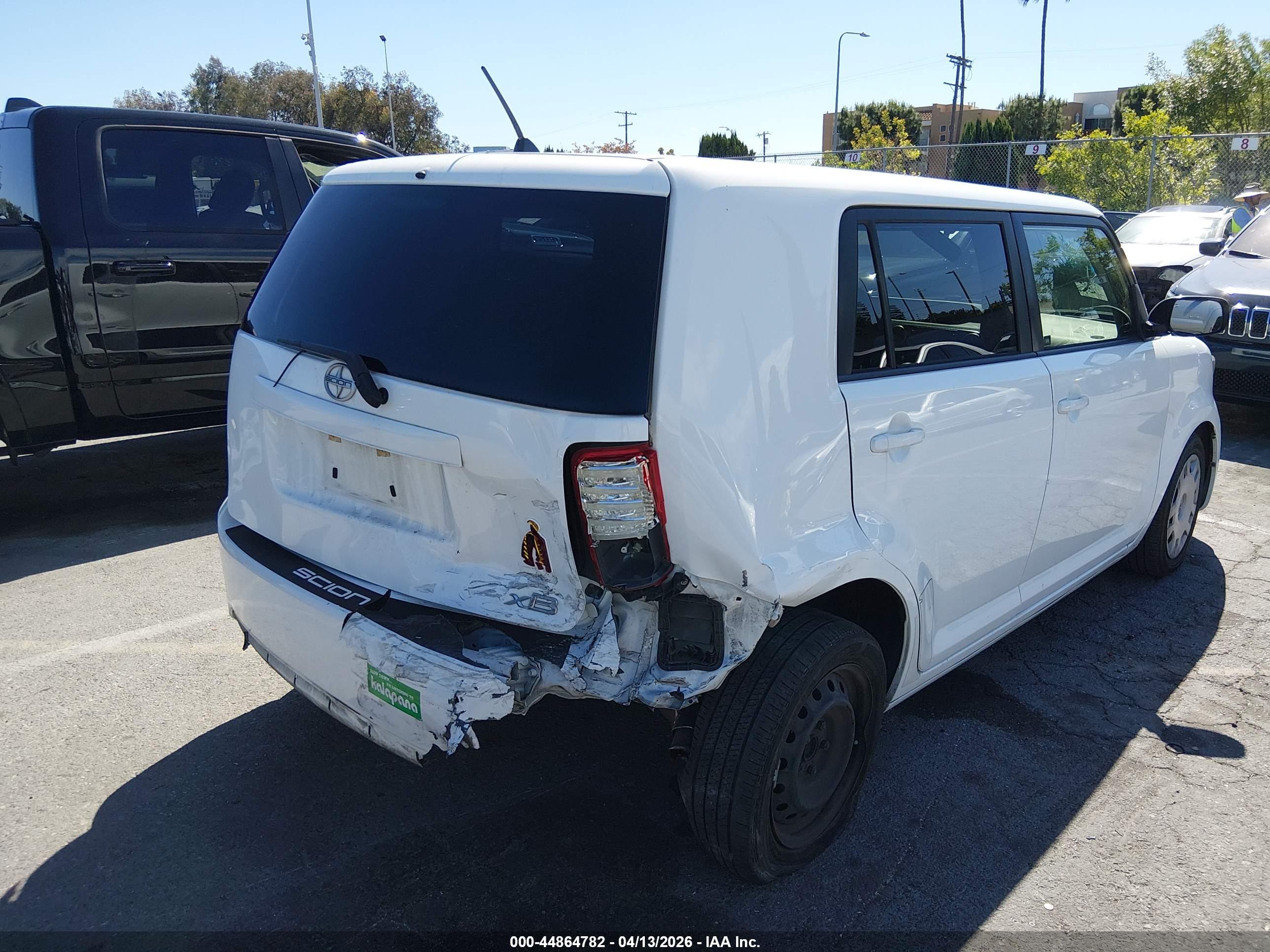 SCION XB image 6
