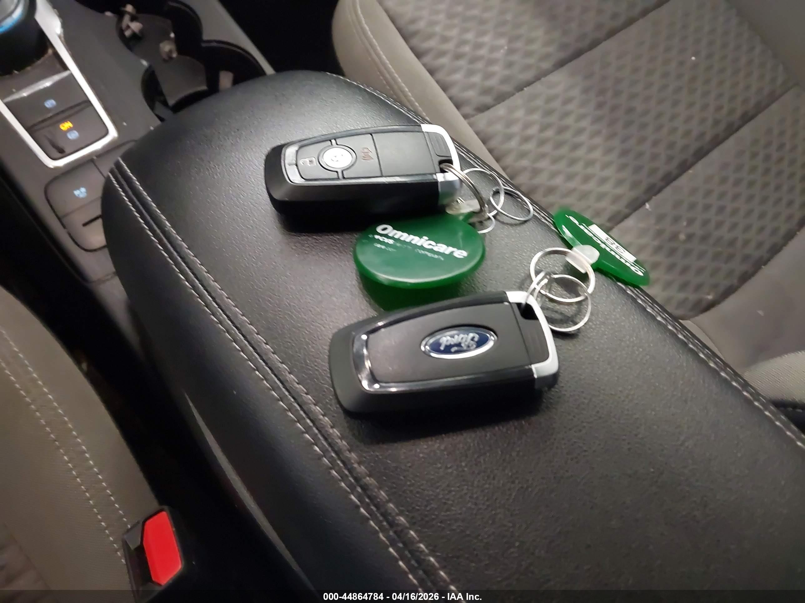 FORD ESCAPE image 11