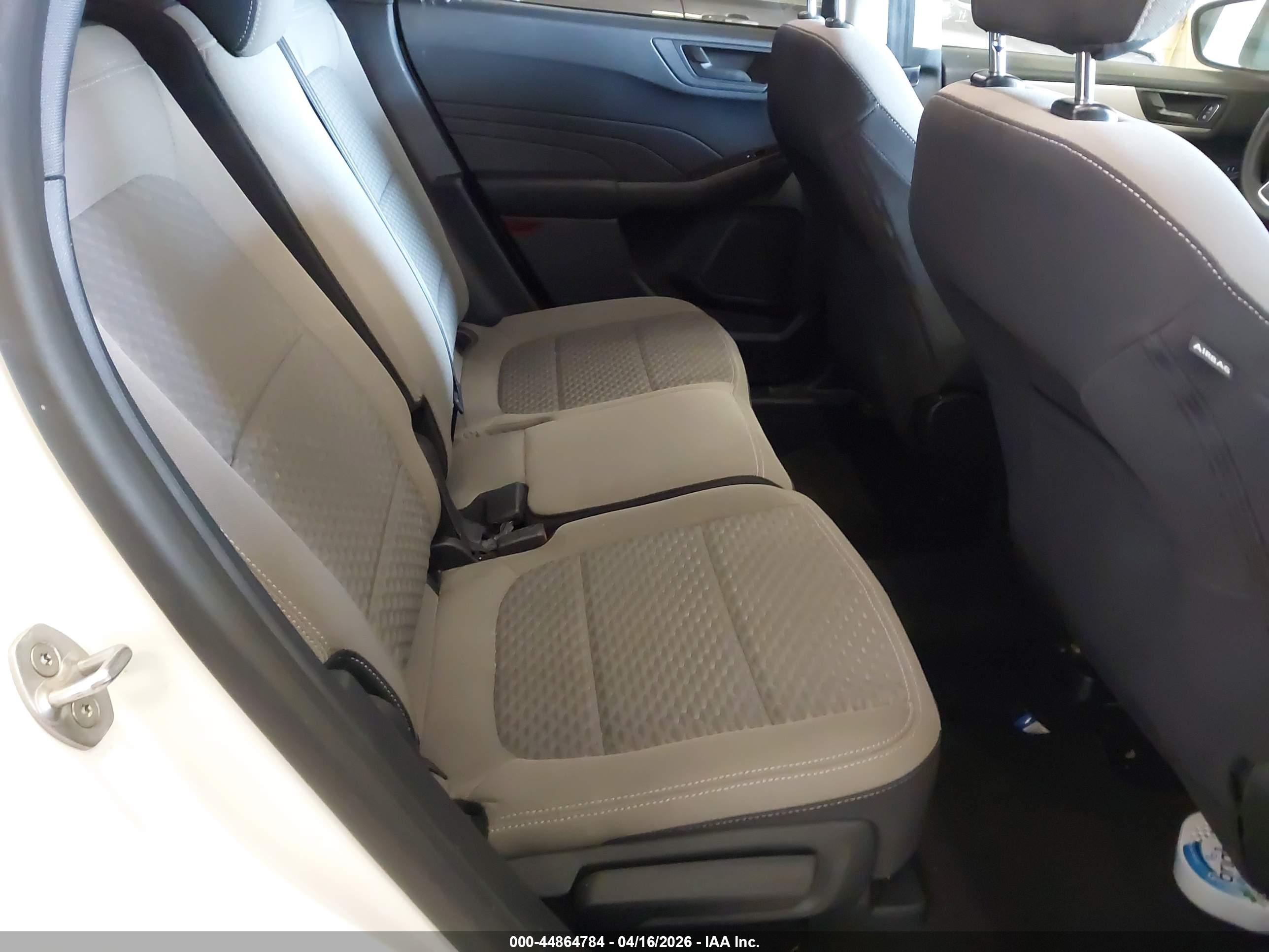 FORD ESCAPE image 8