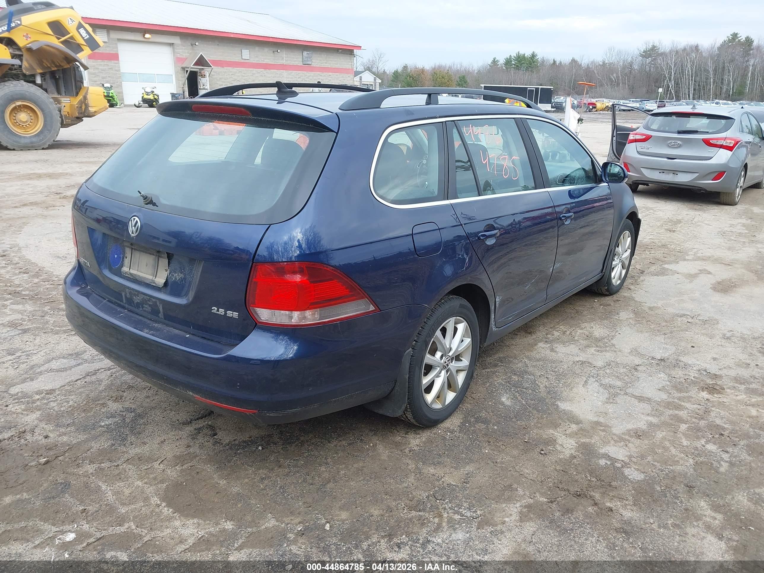 VOLKSWAGEN JETTA image 4