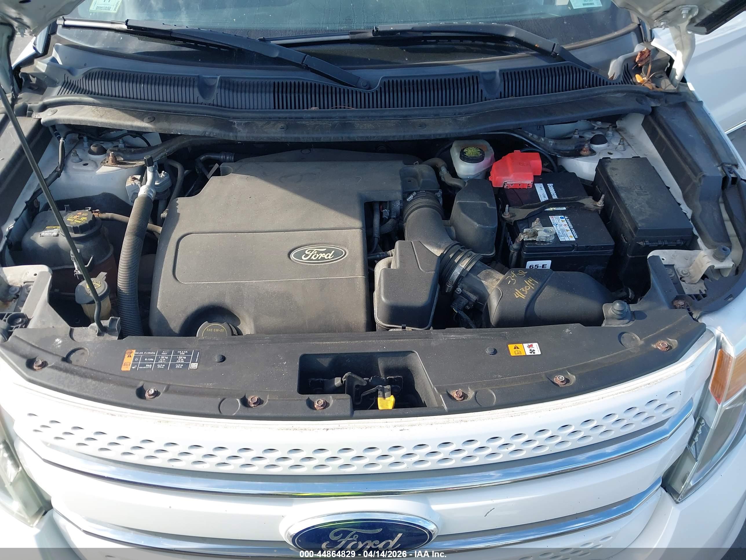 FORD EXPLORER image 10