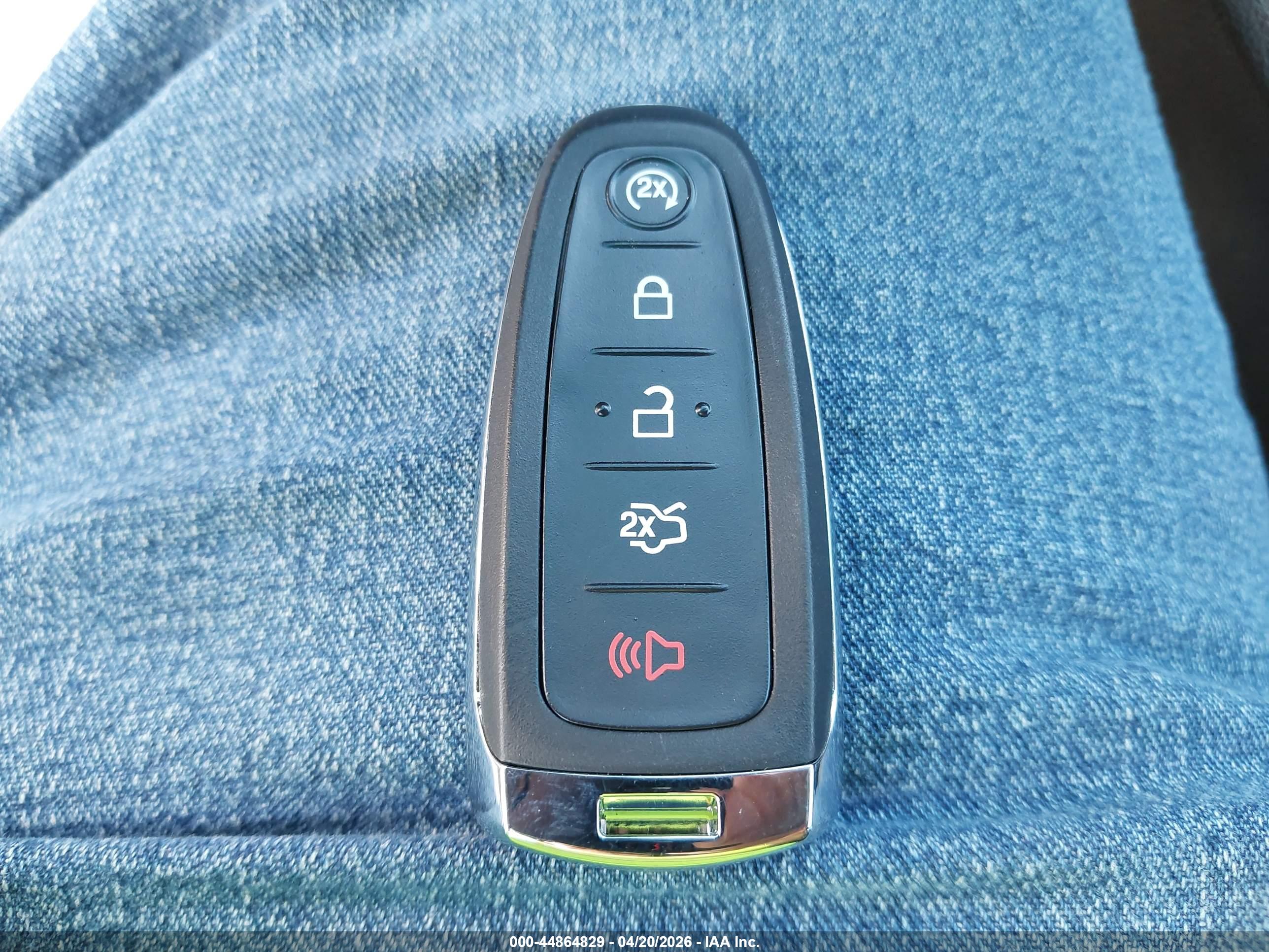 FORD EXPLORER image 11
