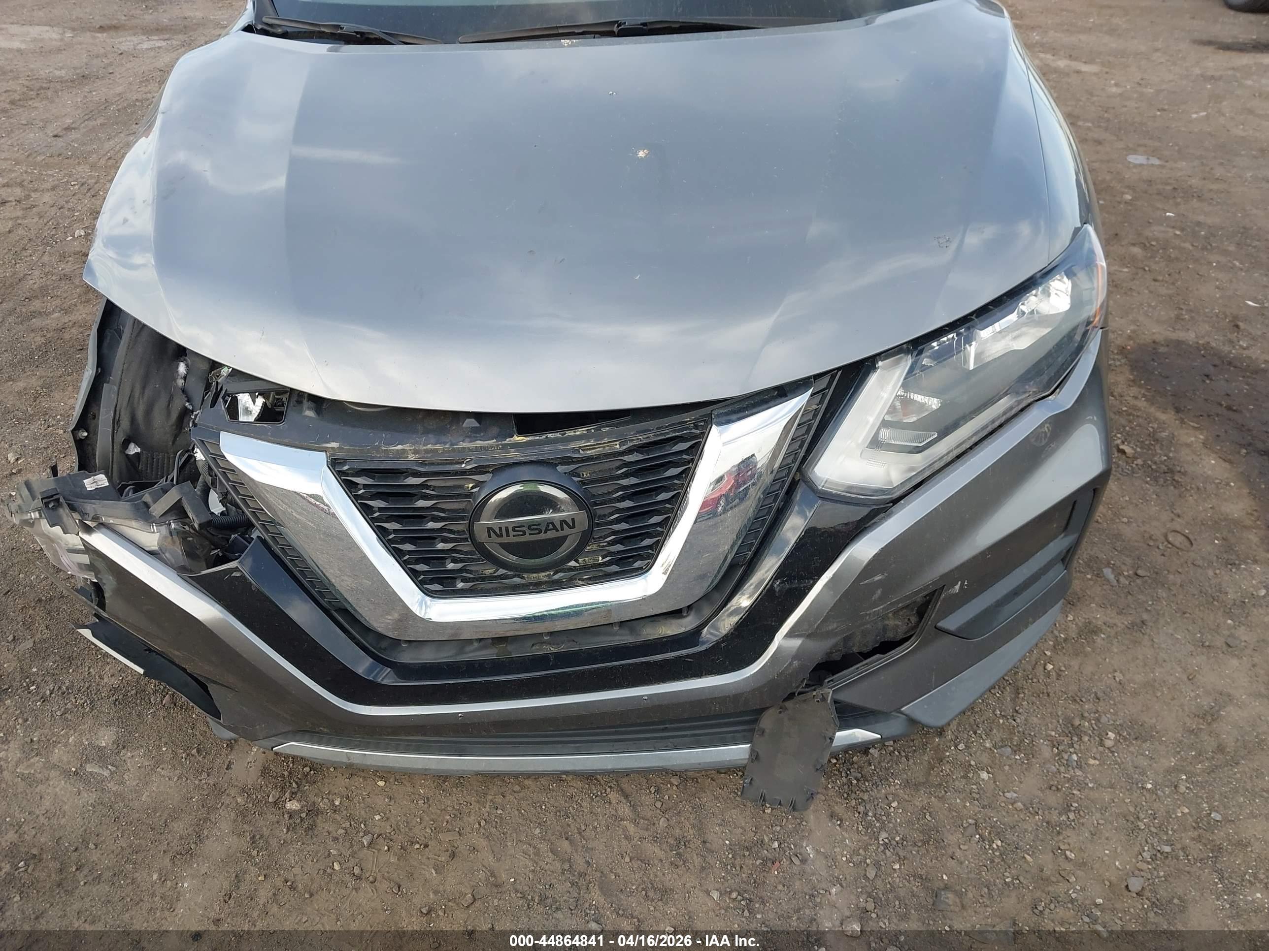 NISSAN ROGUE image 6