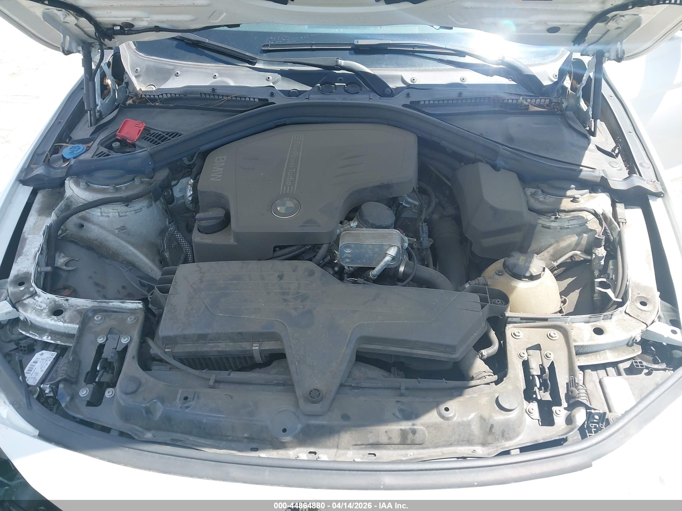 BMW 320I image 10