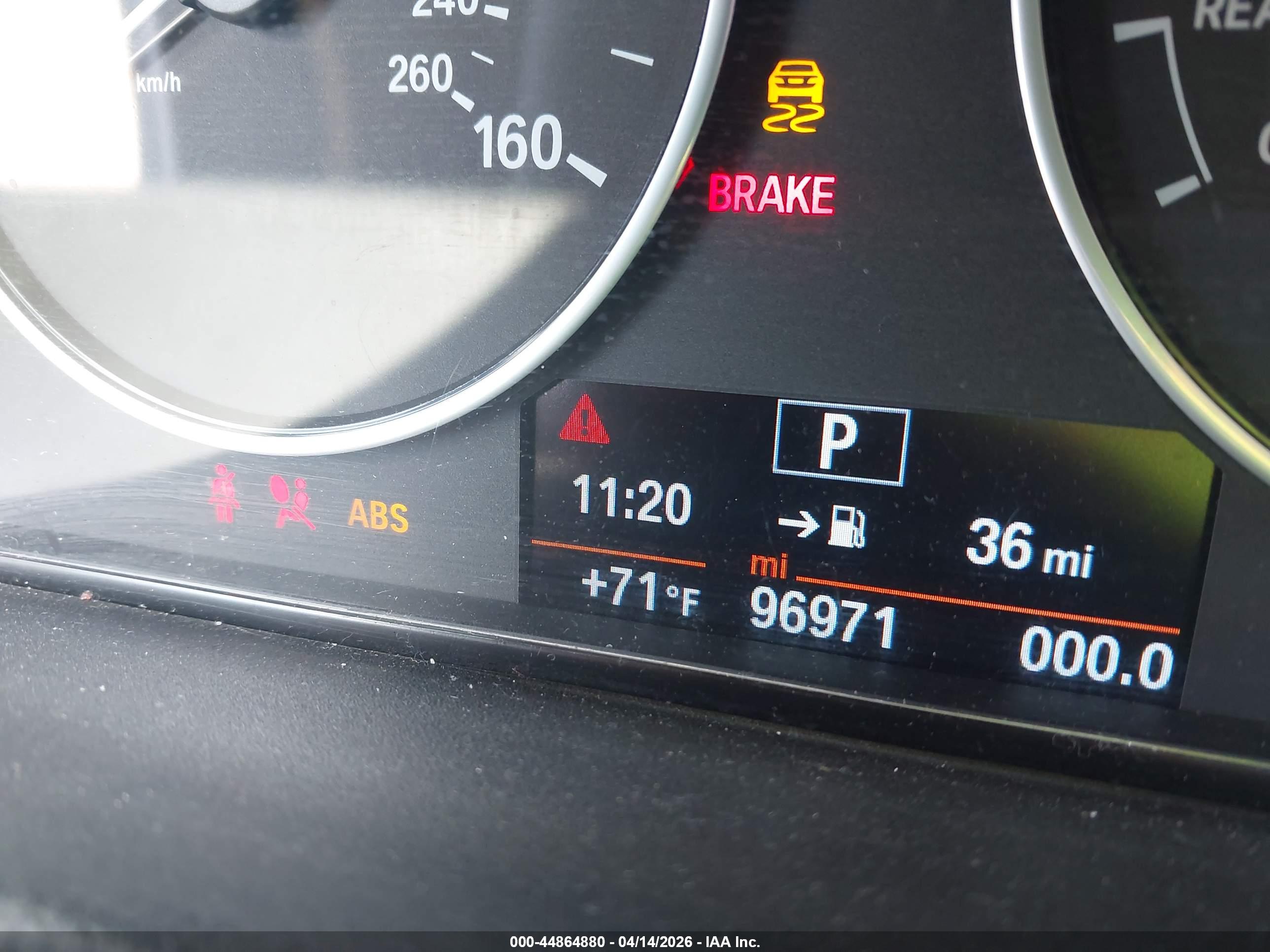BMW 320I image 7