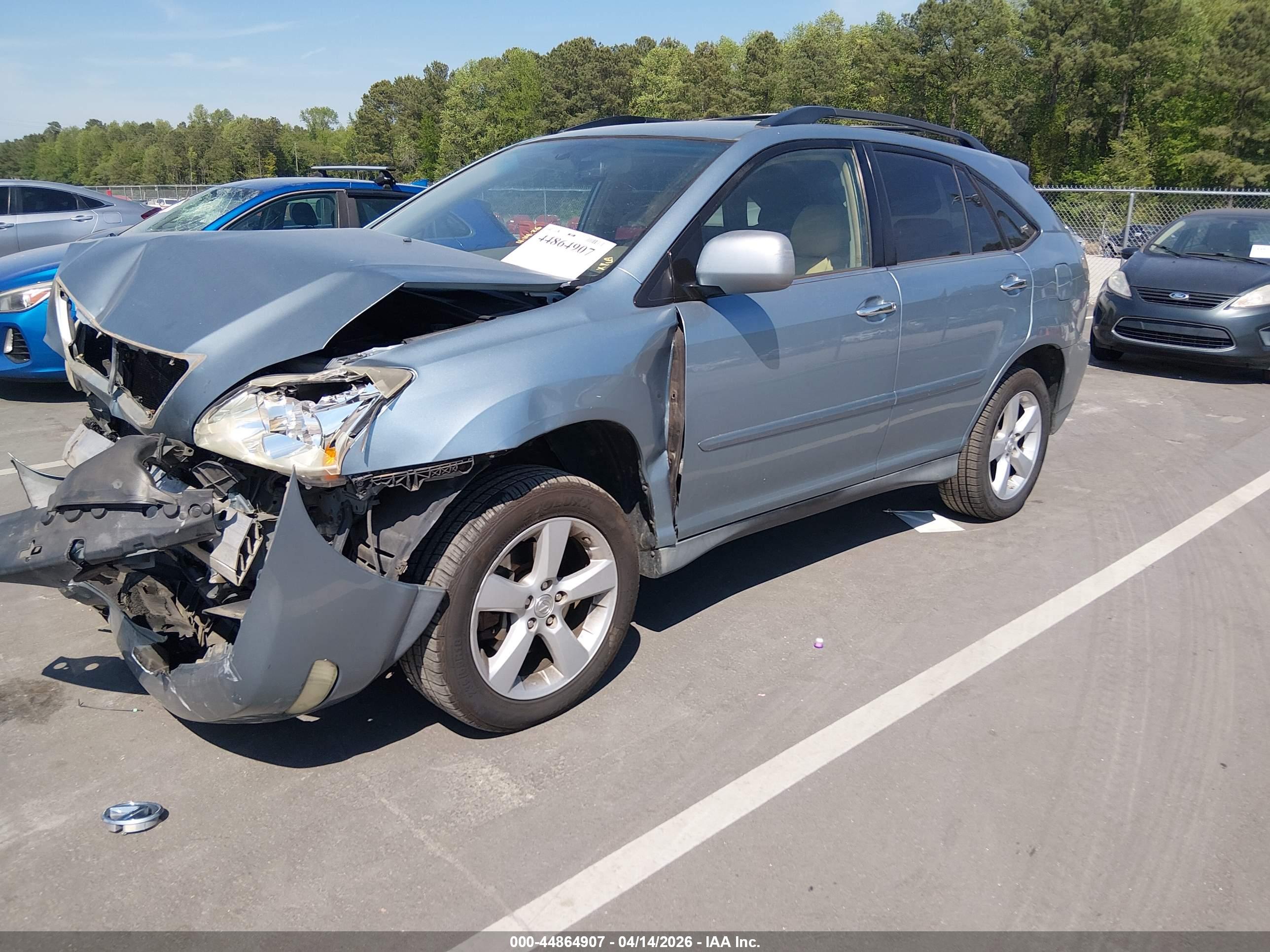 LEXUS RX image 2