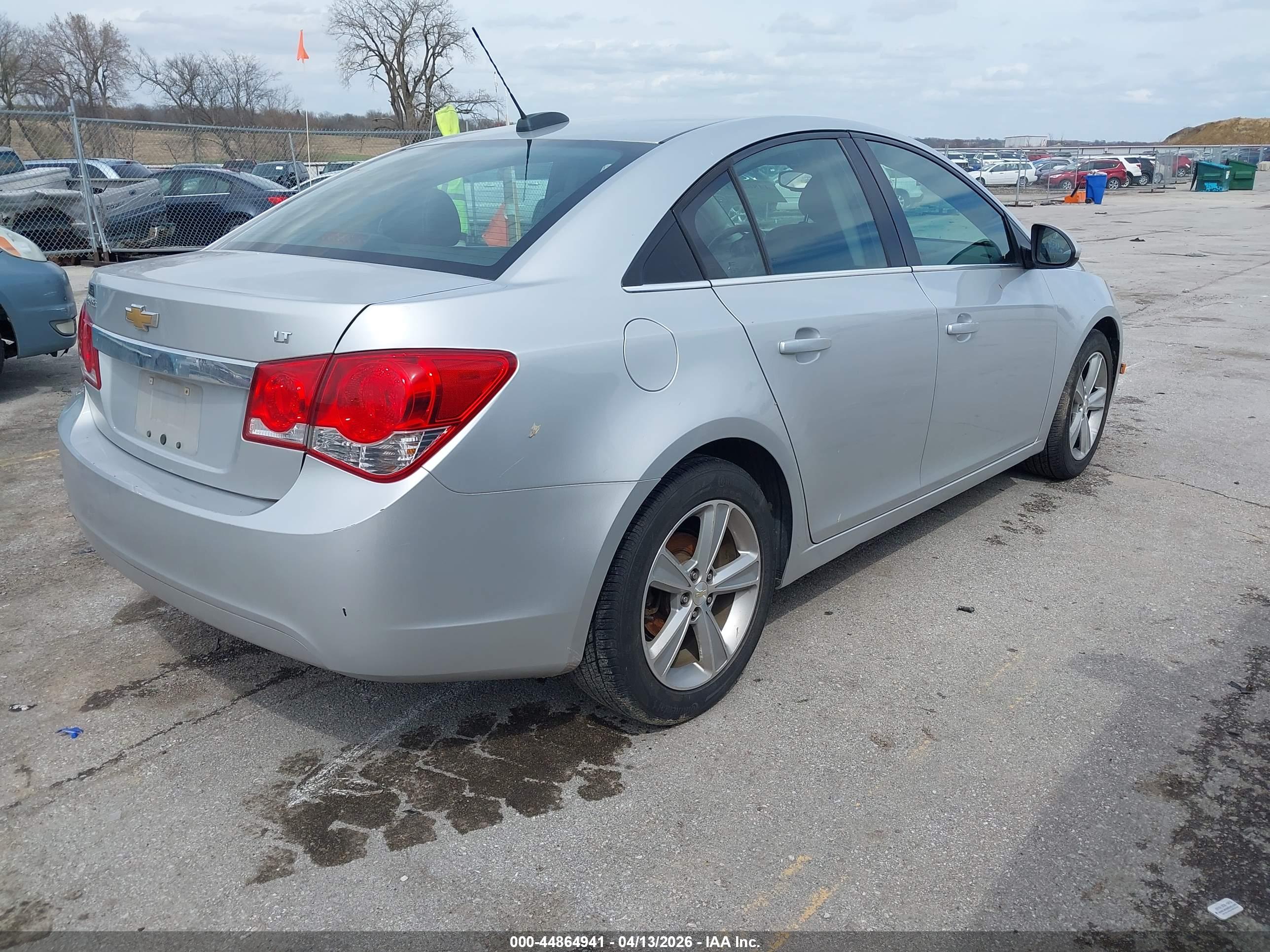 CHEVROLET CRUZE image 4