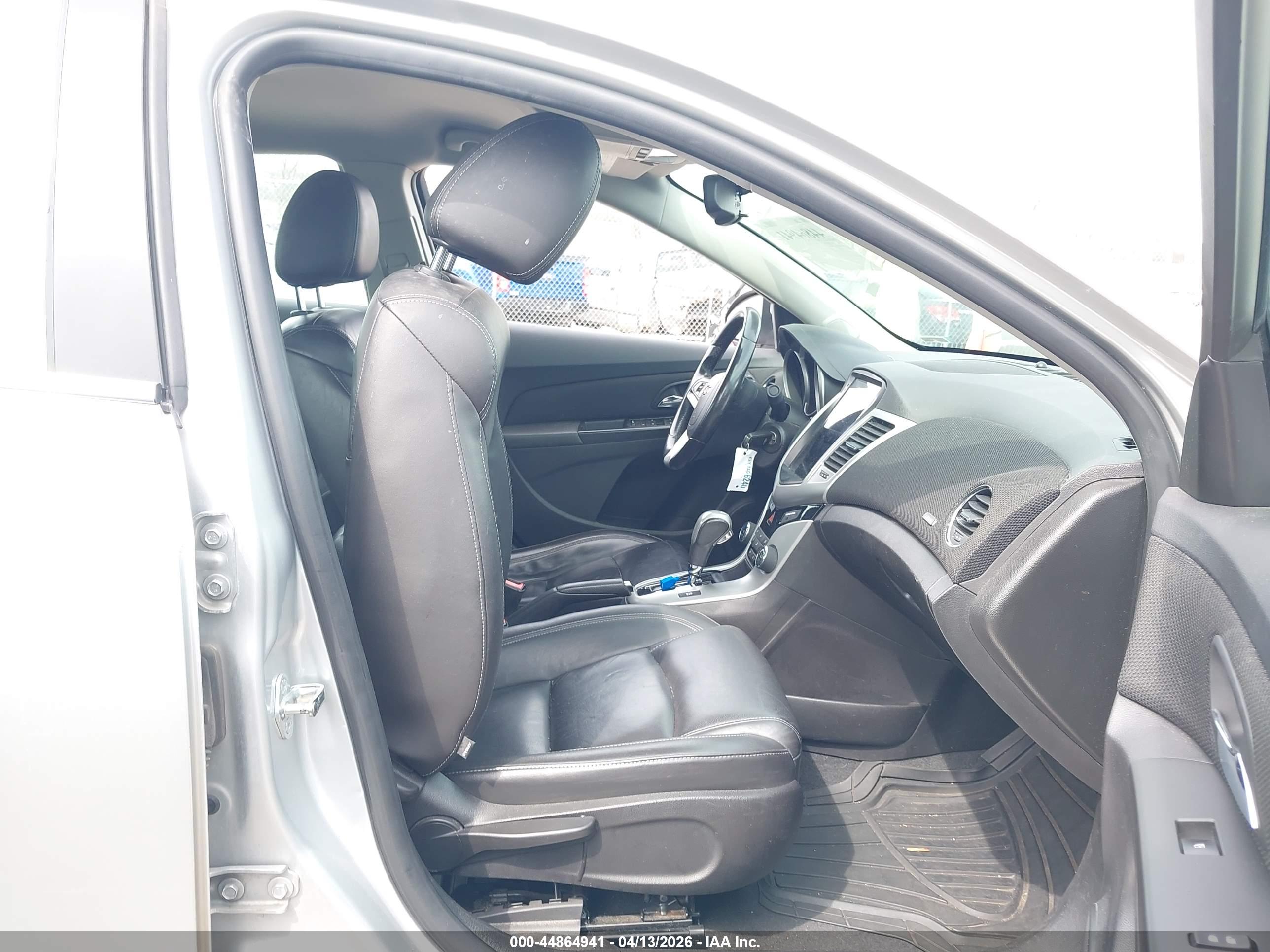 CHEVROLET CRUZE image 5