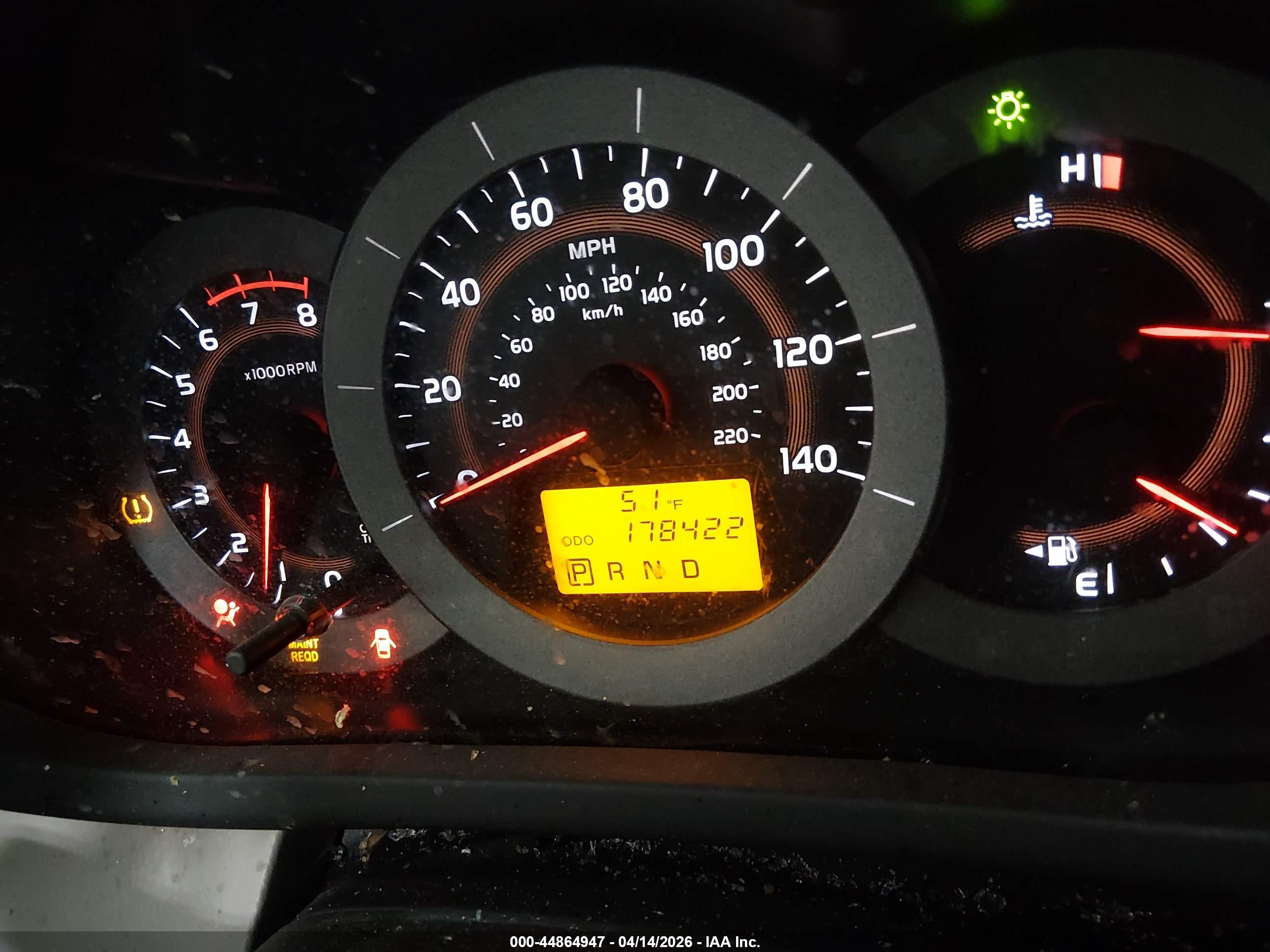 TOYOTA RAV4 image 7