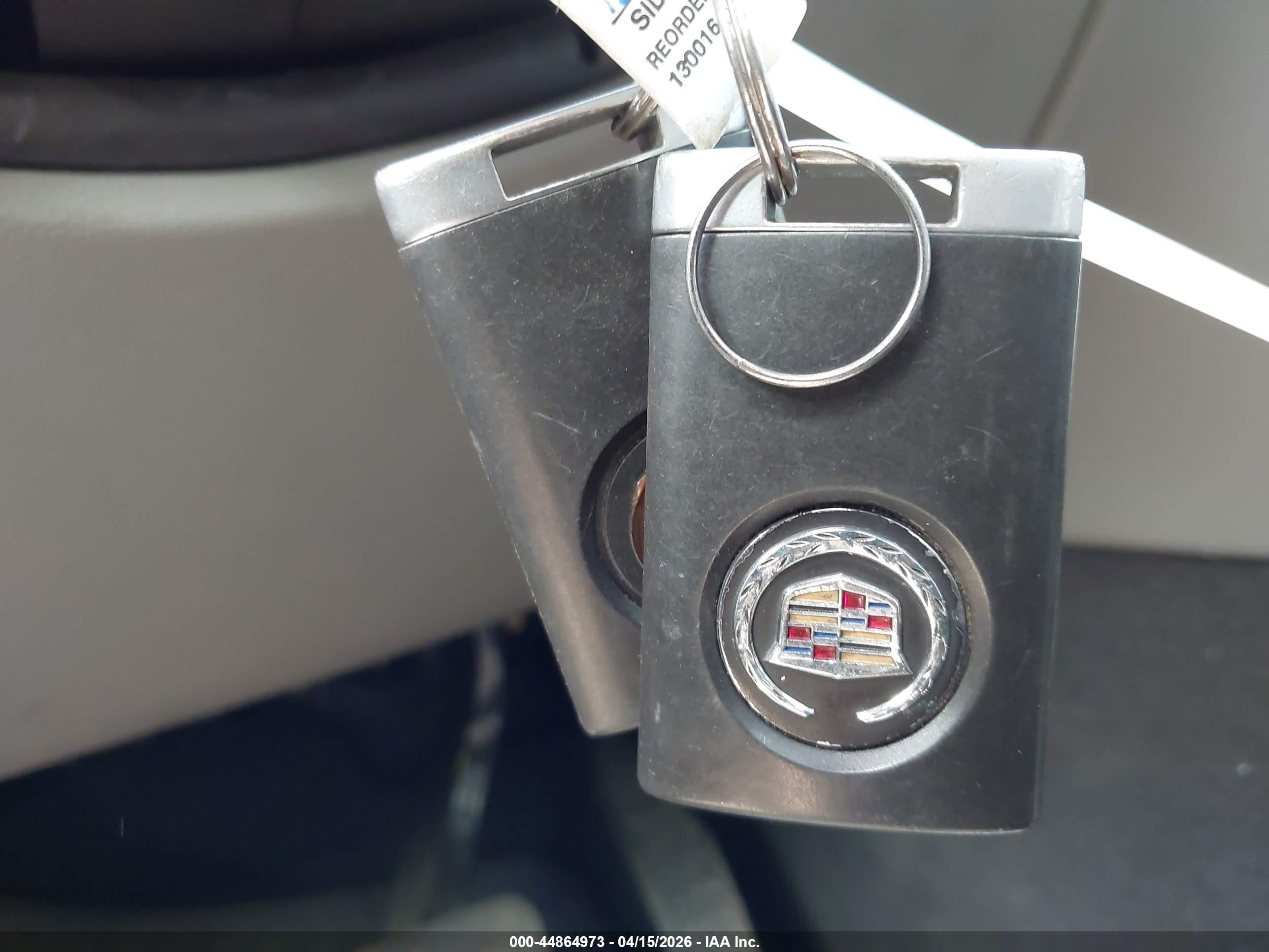CADILLAC SRX image 11