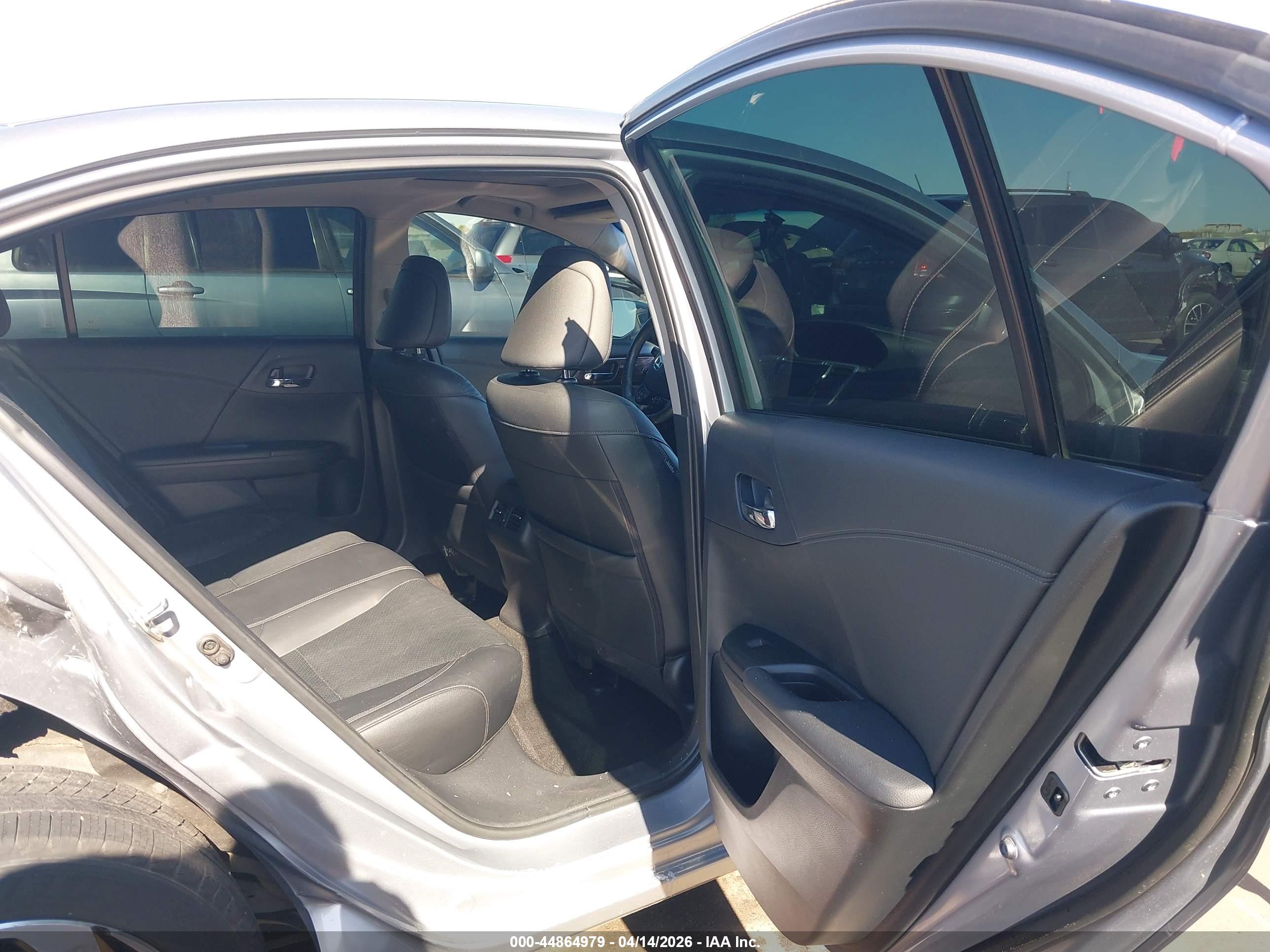 HONDA ACCORD image 8