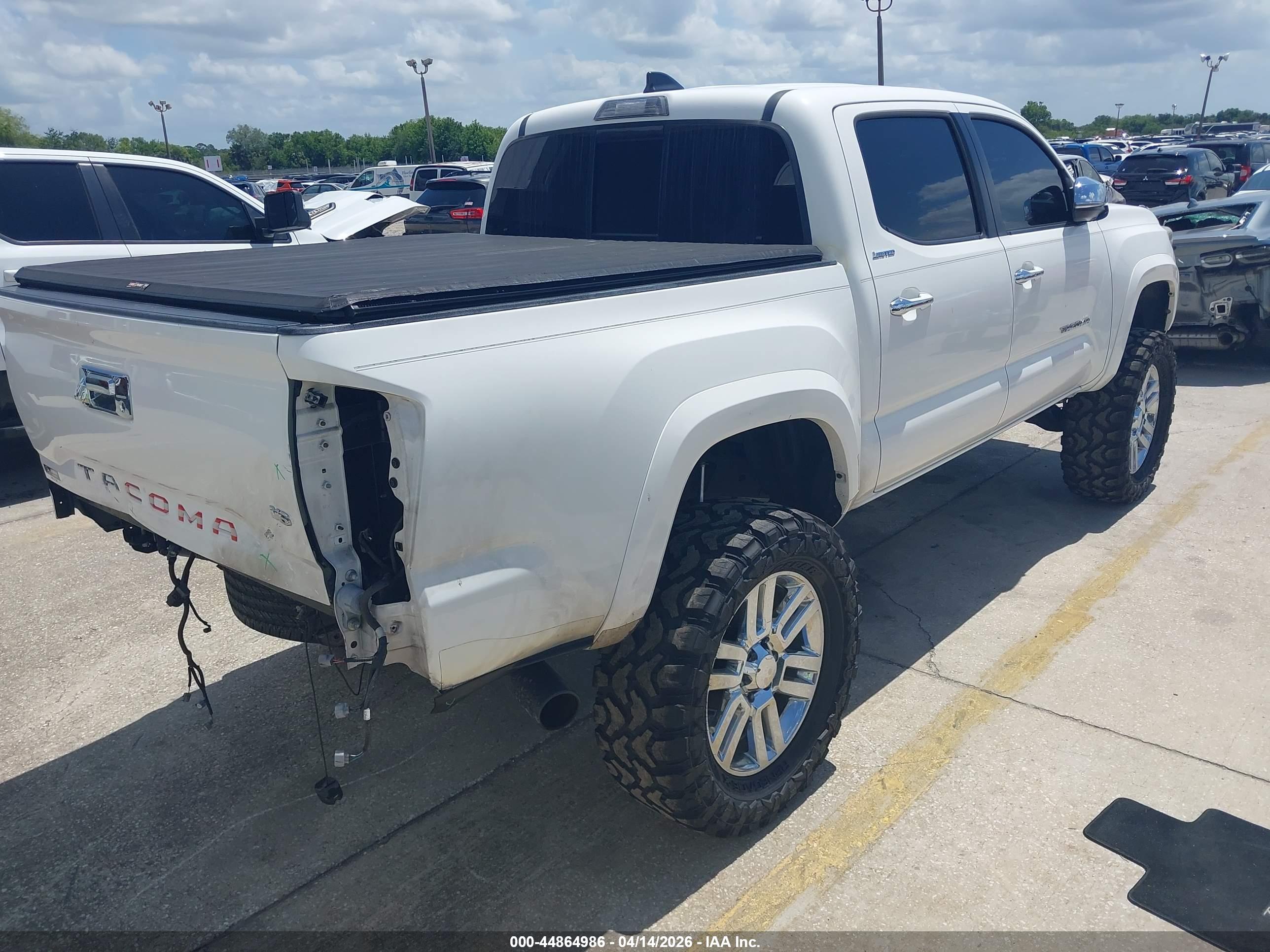 TOYOTA TACOMA image 4