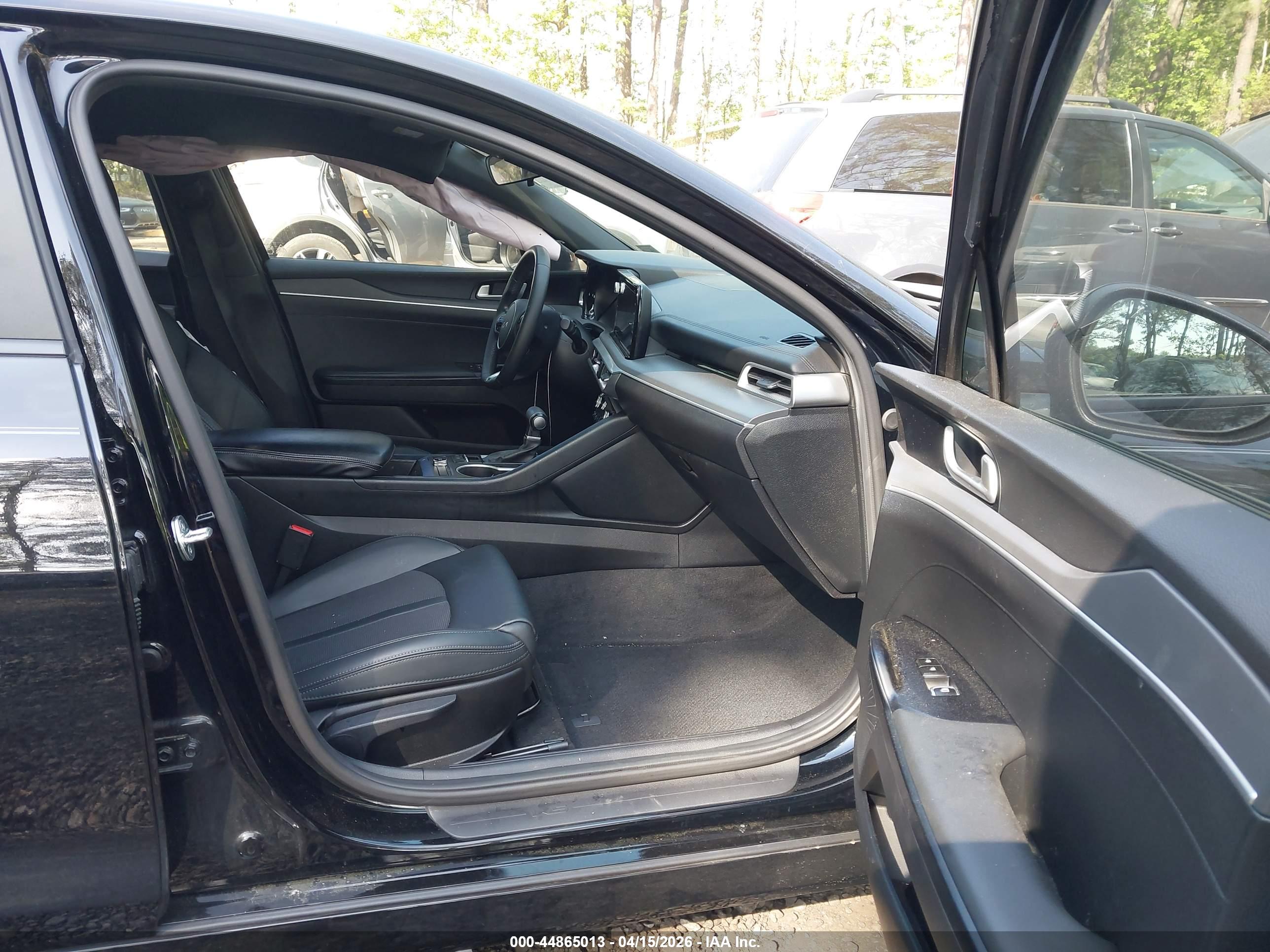 KIA K5 image 5