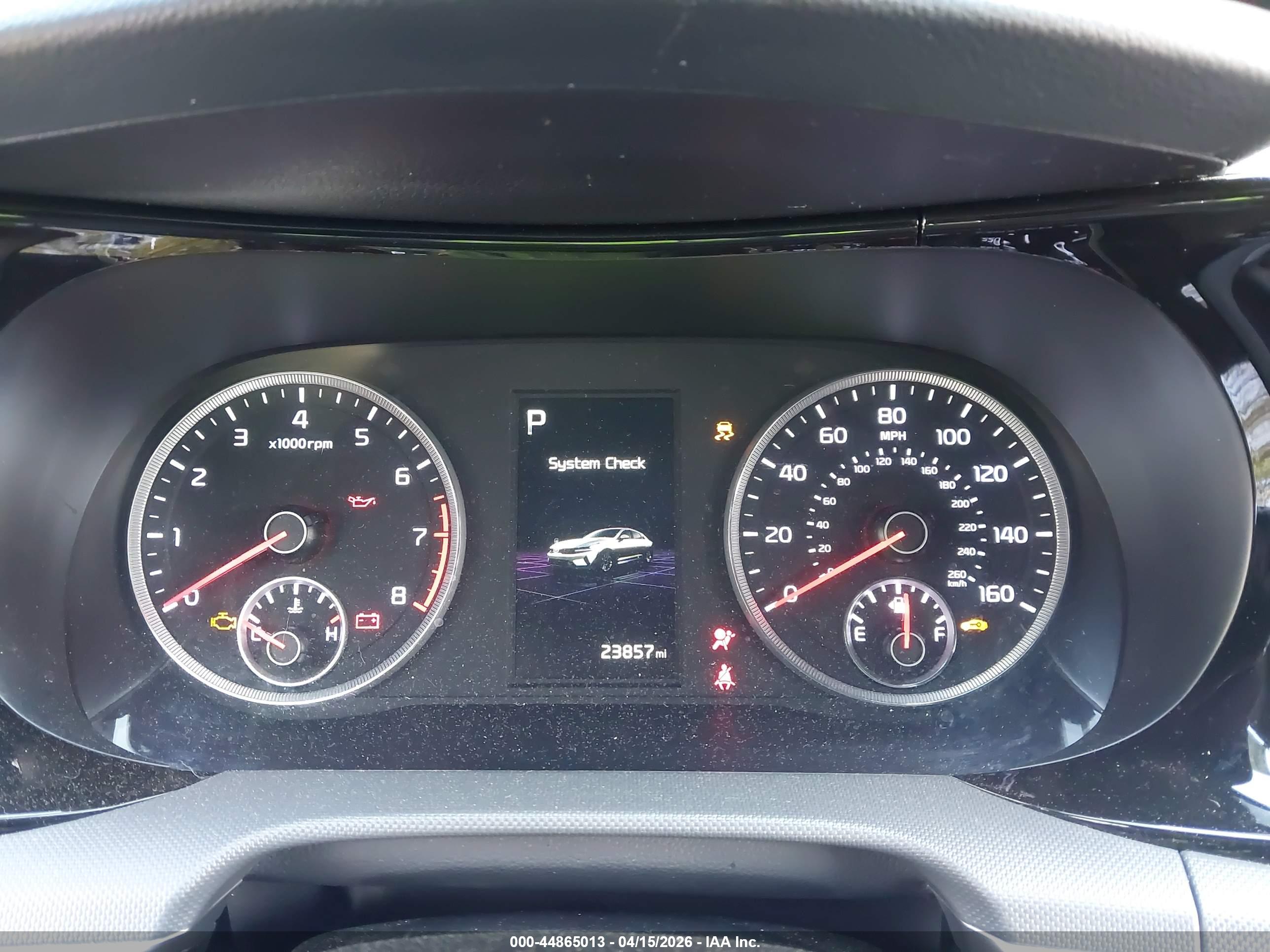 KIA K5 image 7