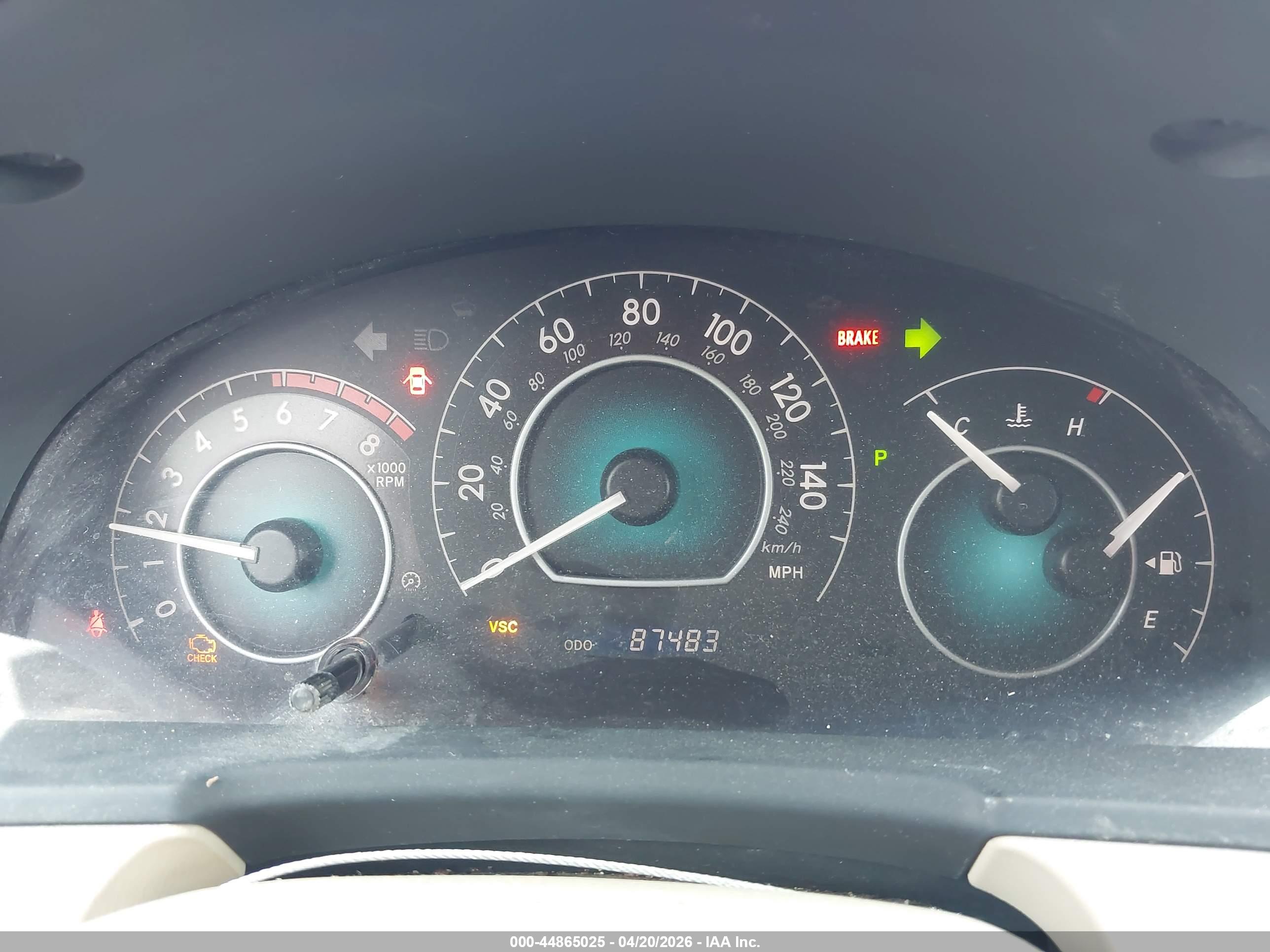 TOYOTA CAMRY image 7