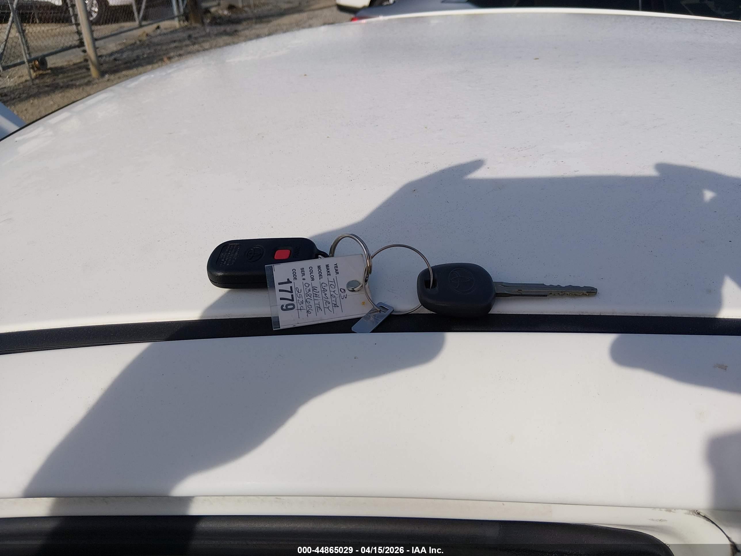 TOYOTA CAMRY image 11
