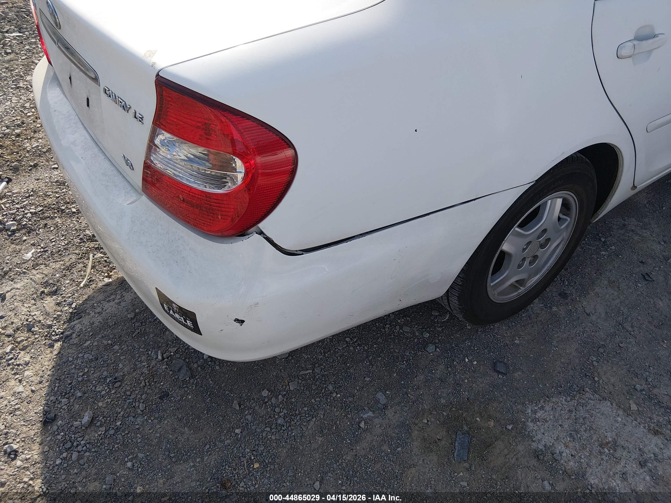 TOYOTA CAMRY image 6