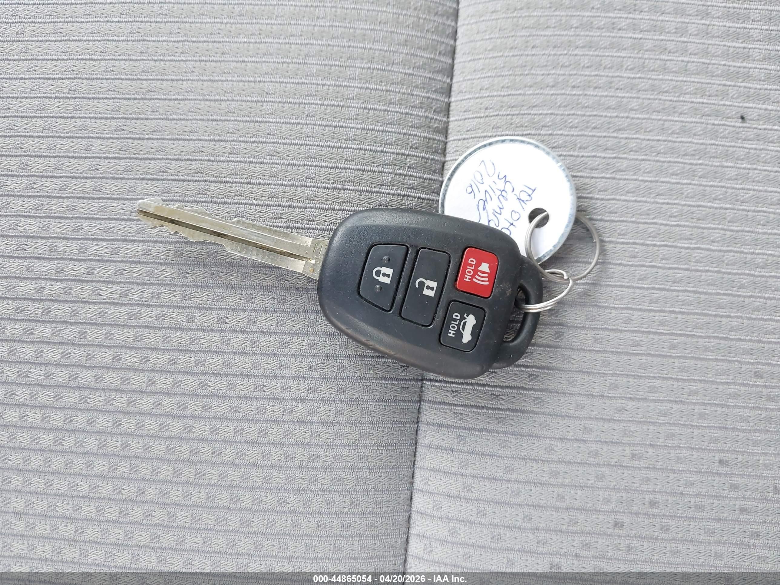 TOYOTA CAMRY image 11
