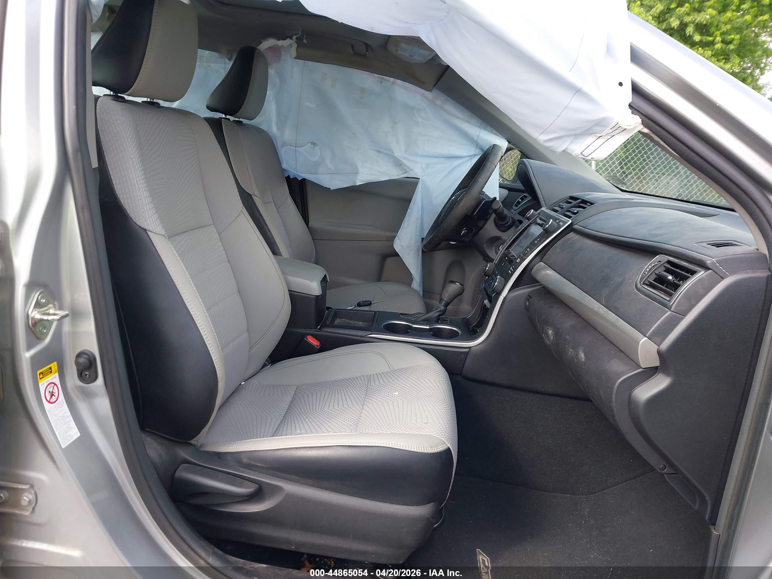TOYOTA CAMRY image 5