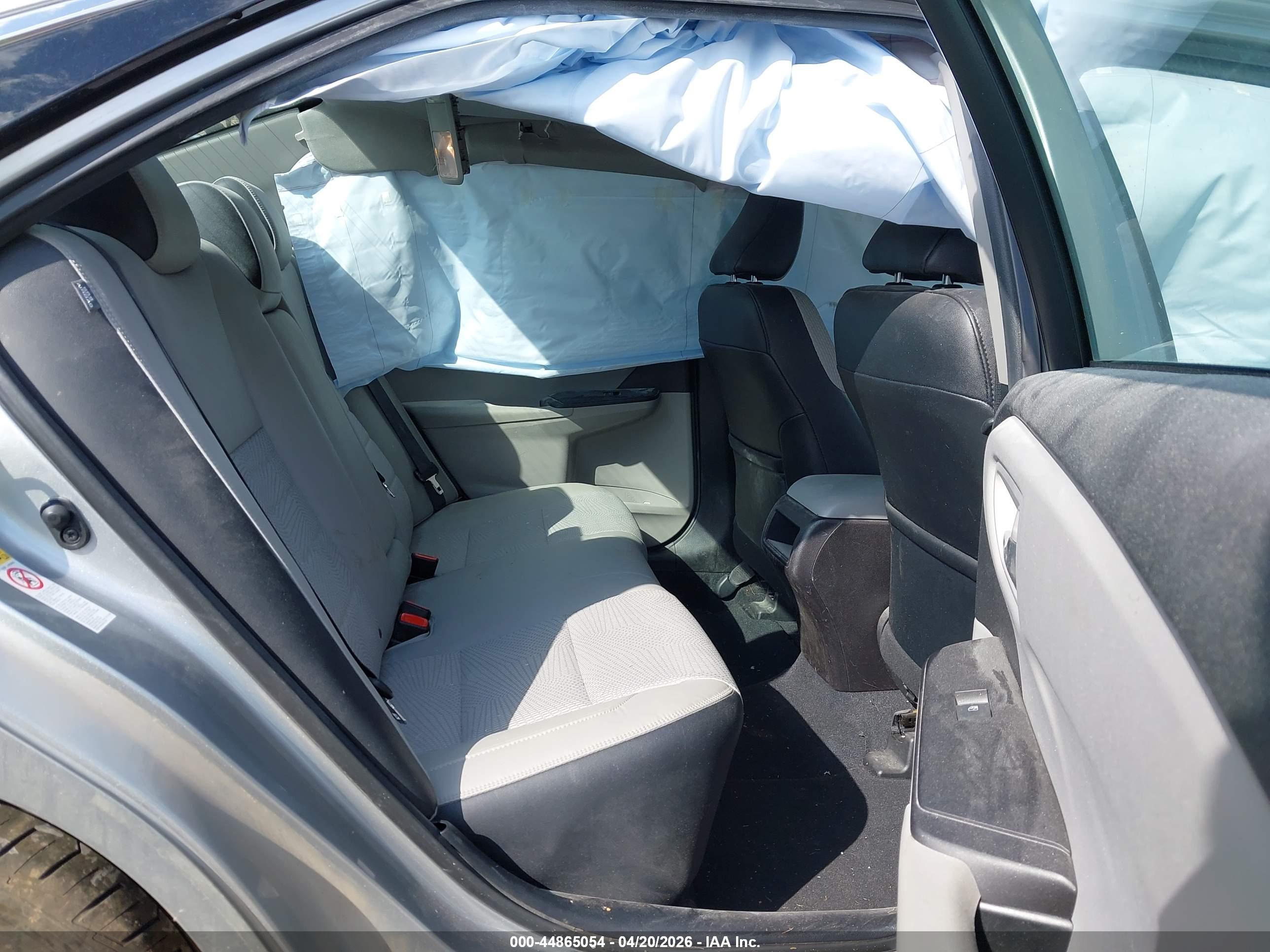 TOYOTA CAMRY image 8