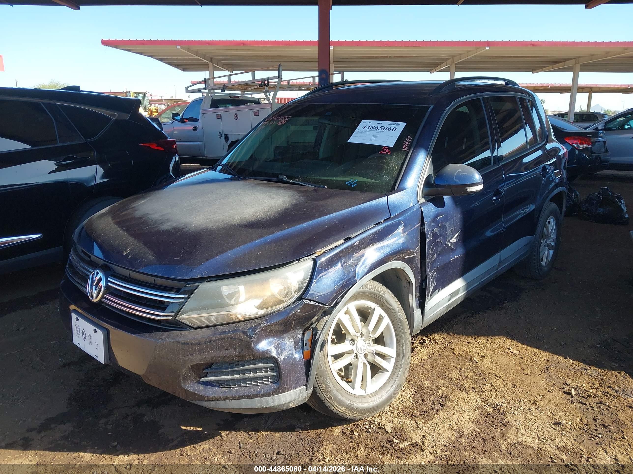 VOLKSWAGEN TIGUAN image 6