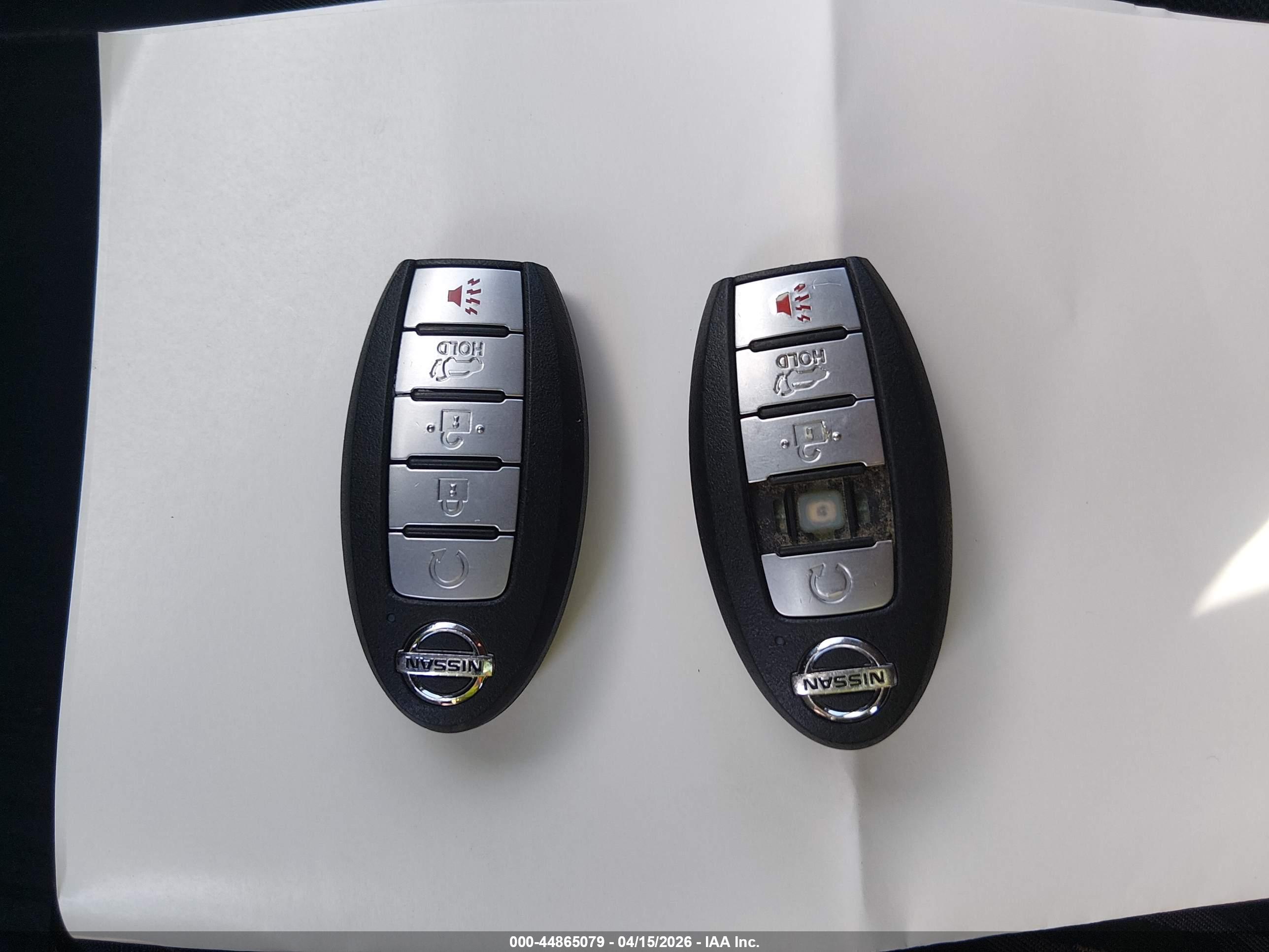 NISSAN ROGUE image 11